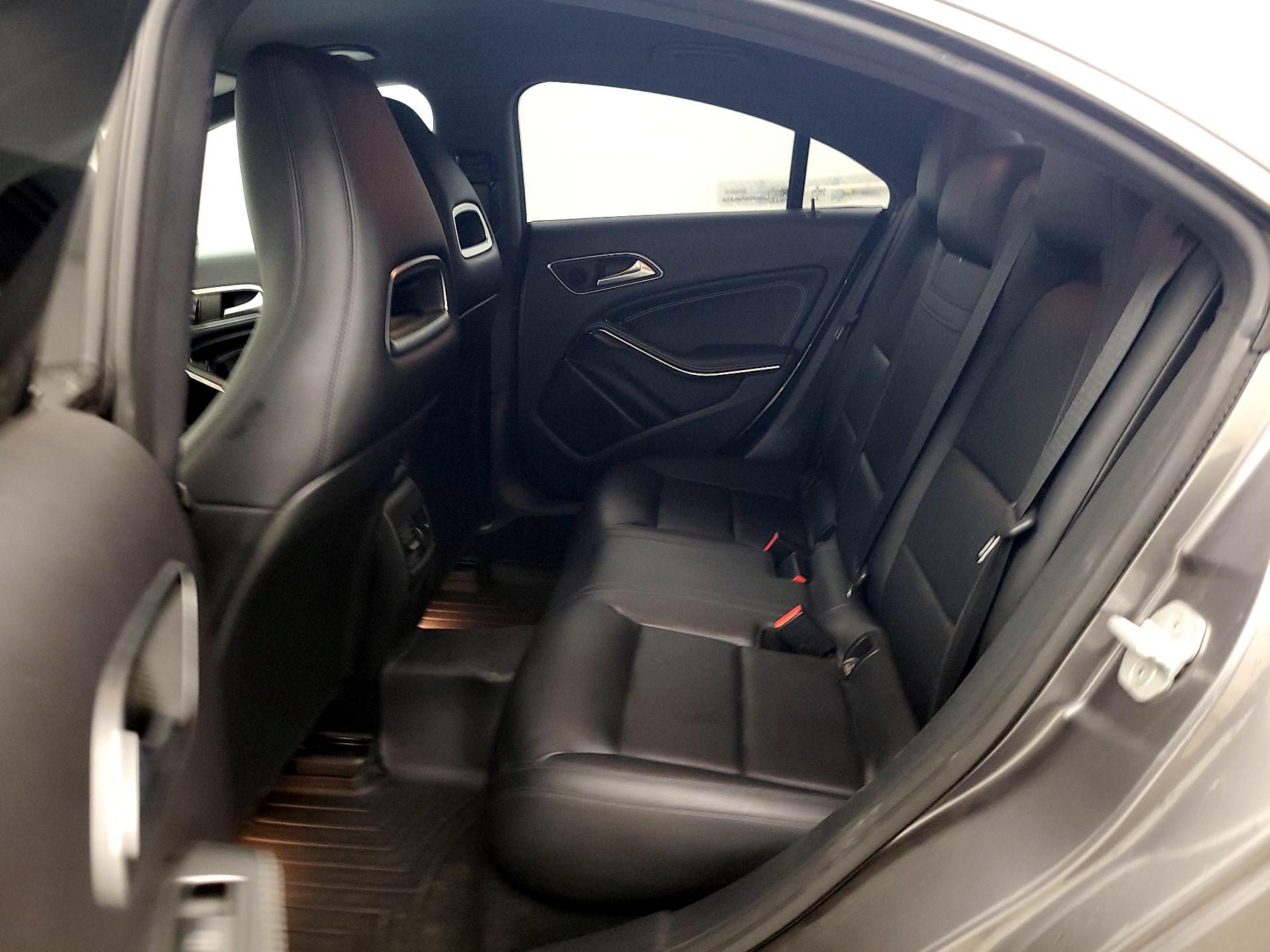 Thumbnail: 2015 Mercedes-Benz CLA - 19