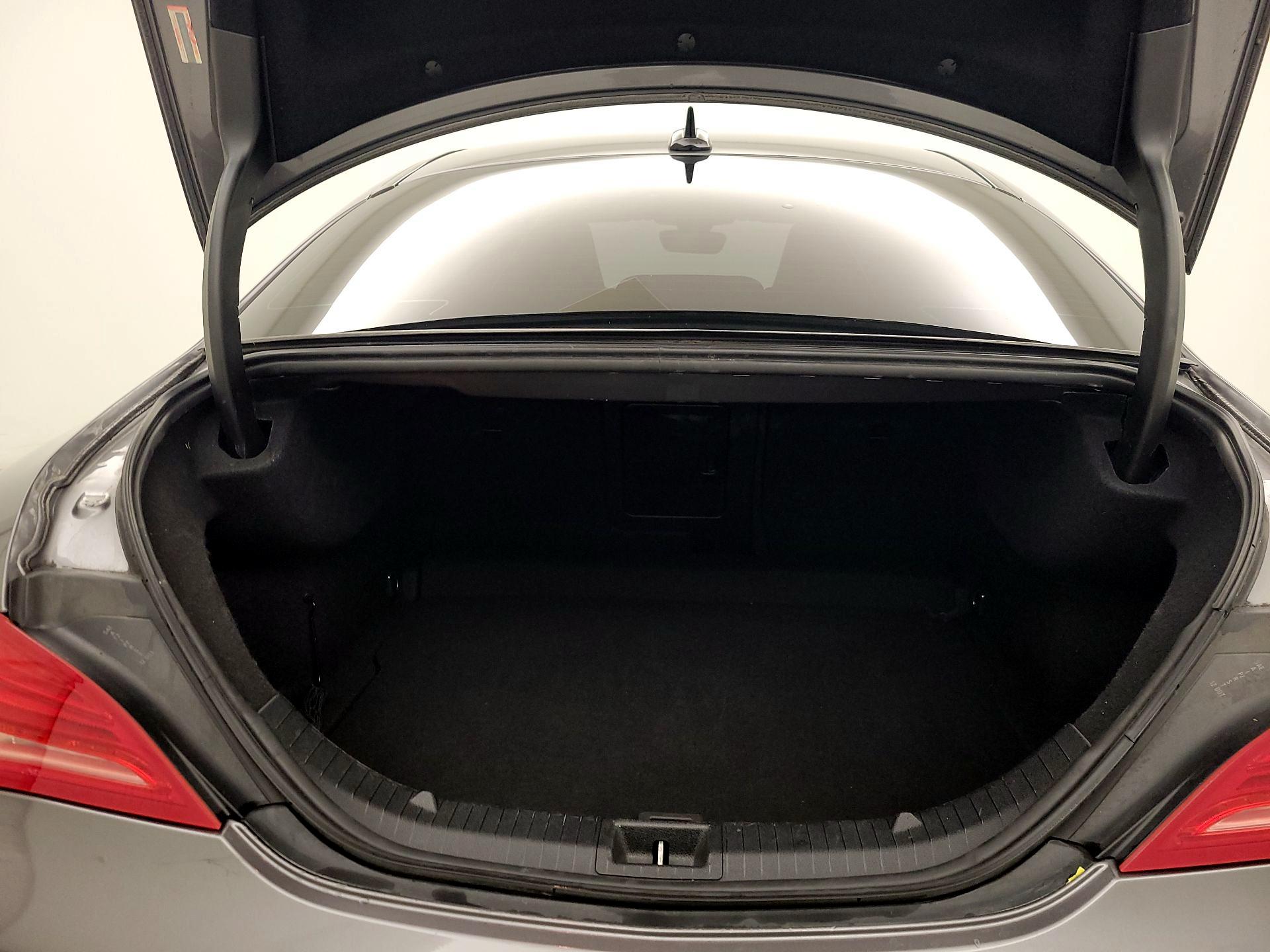 Thumbnail: 2015 Mercedes-Benz CLA - 20