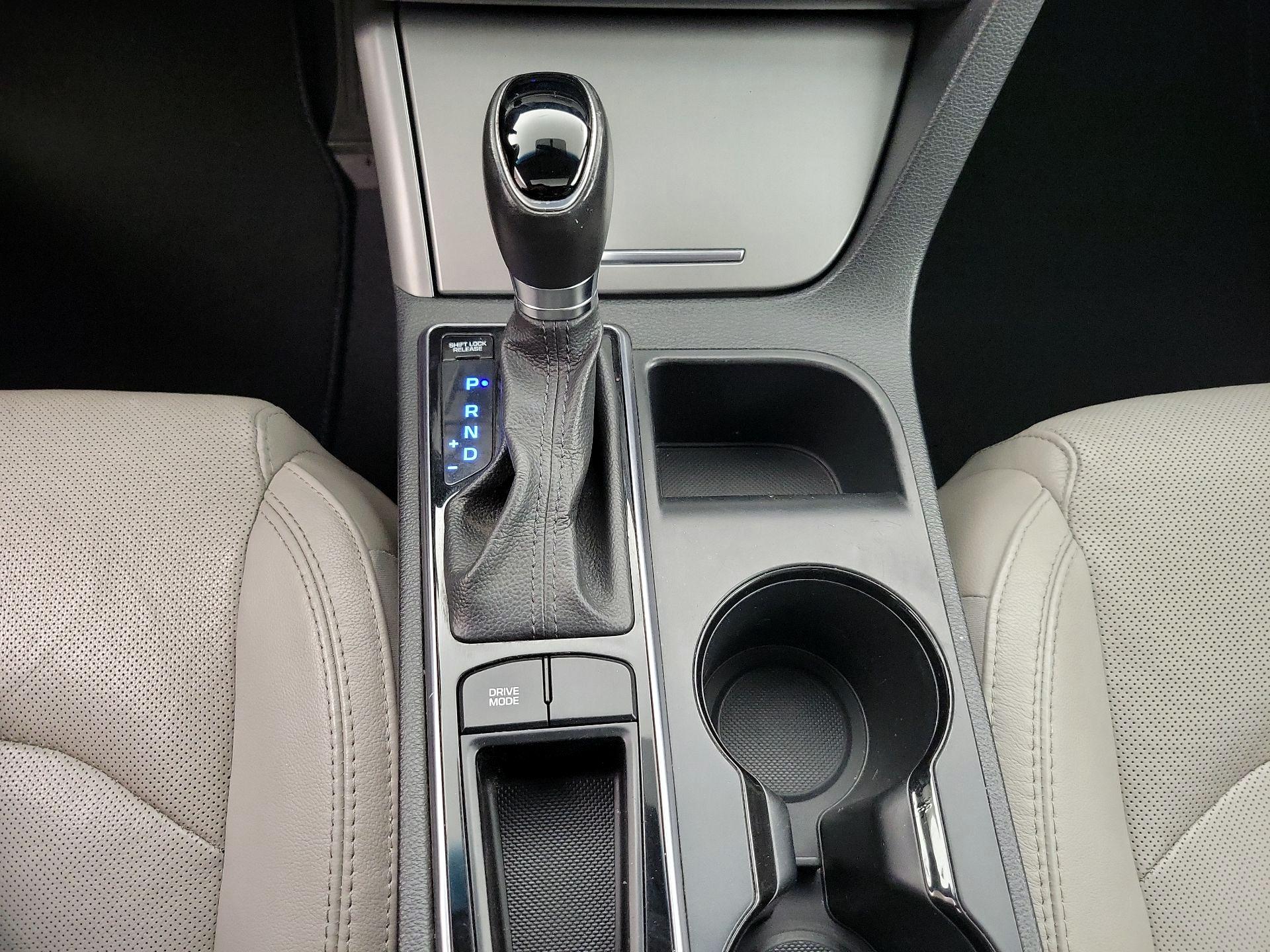 Thumbnail: 2017 Hyundai Sonata - 17