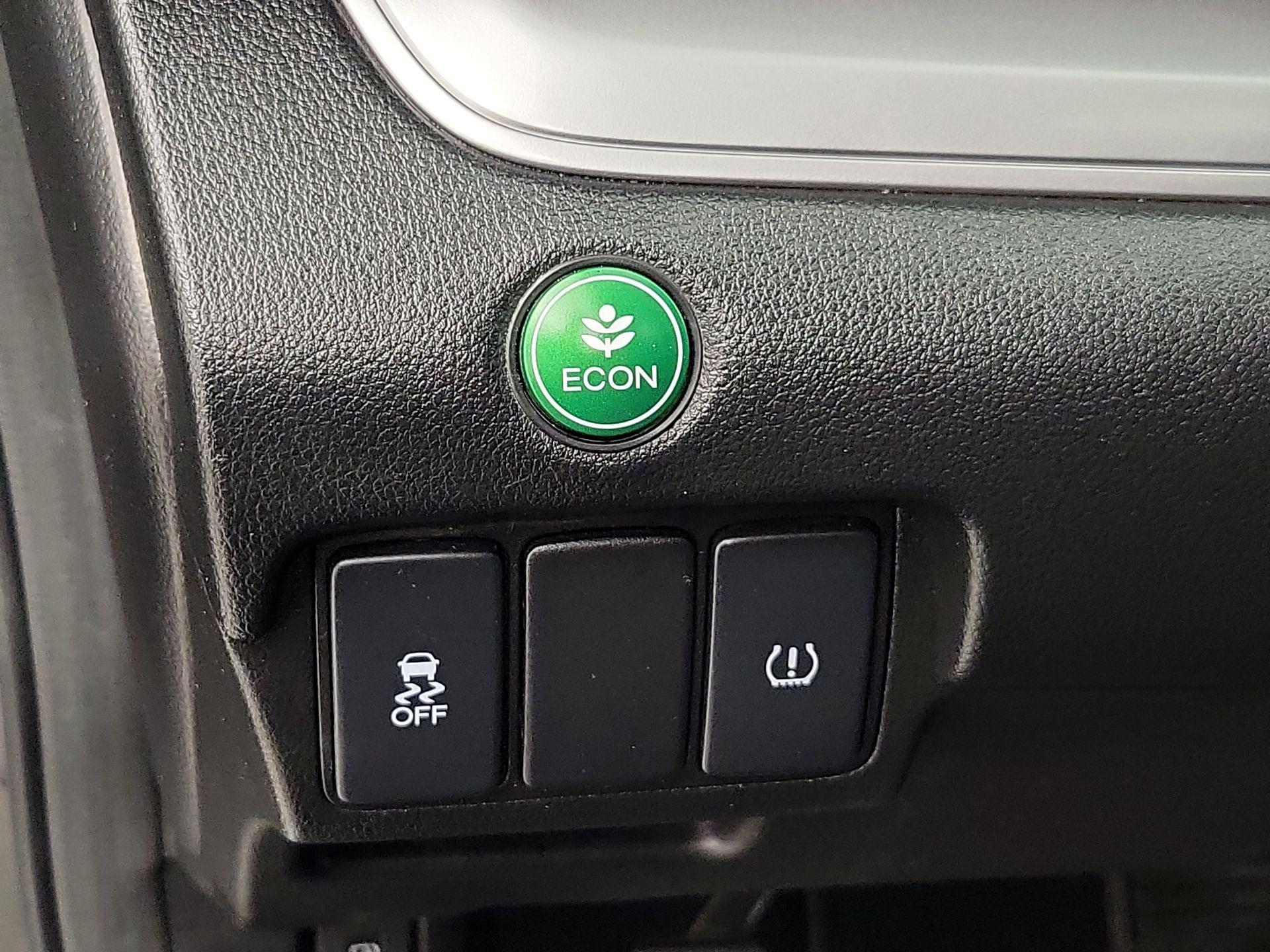 Thumbnail: 2015 Honda CR-V - 13