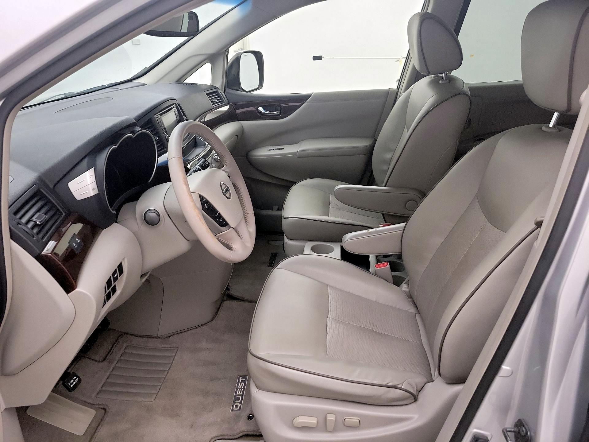 Thumbnail: 2015 Nissan Quest - 11