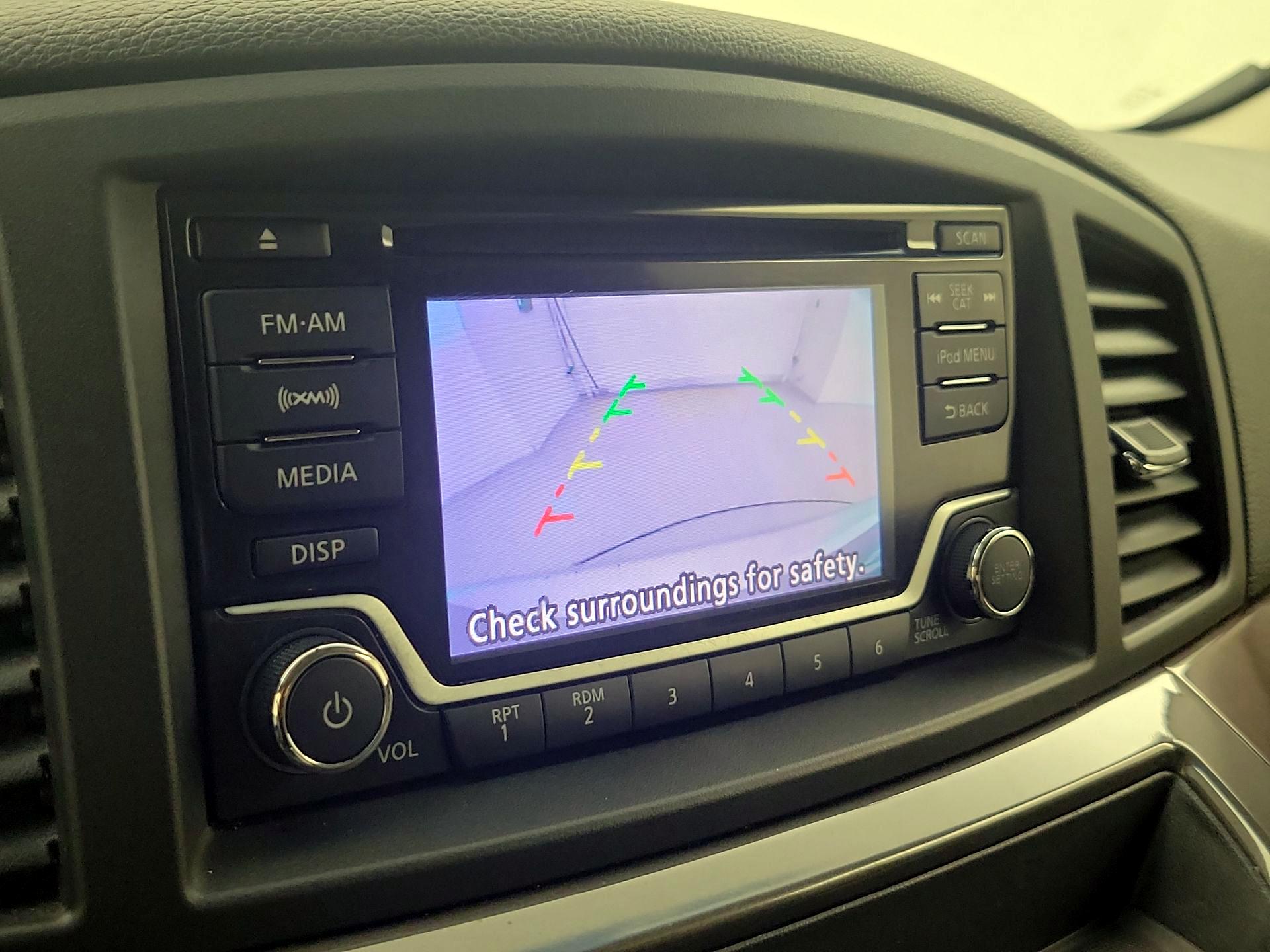 Thumbnail: 2015 Nissan Quest - 14