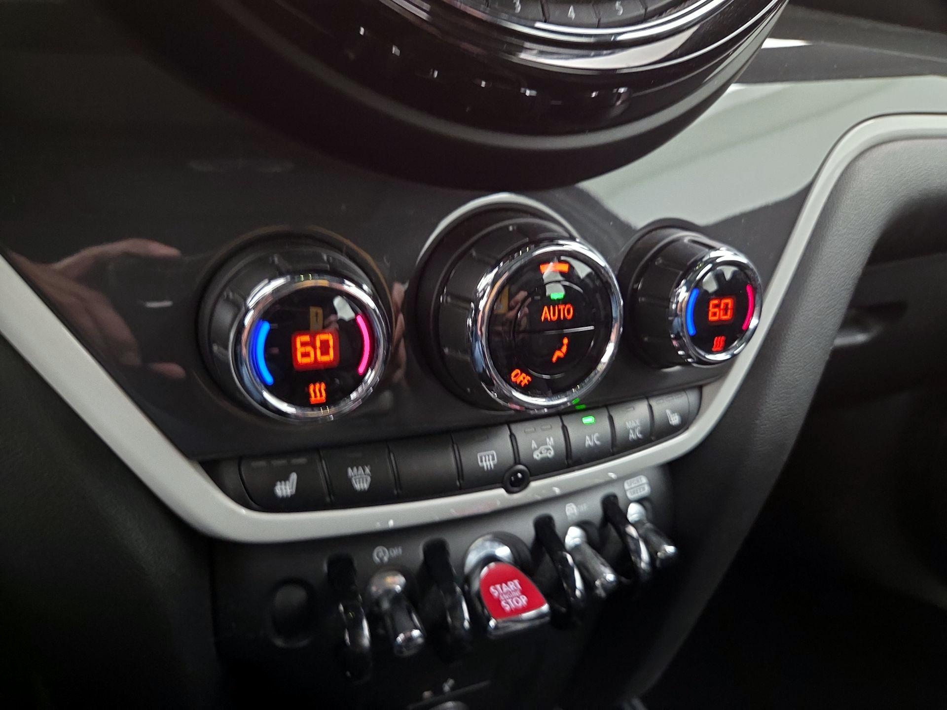 Thumbnail: 2020 MINI Cooper Countryman - 16