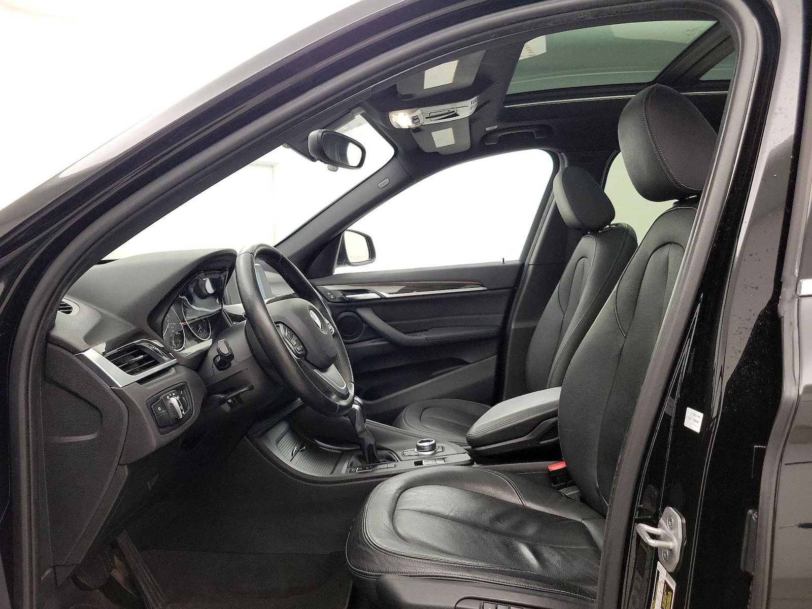 2018 BMW X1 28i - Photo 21