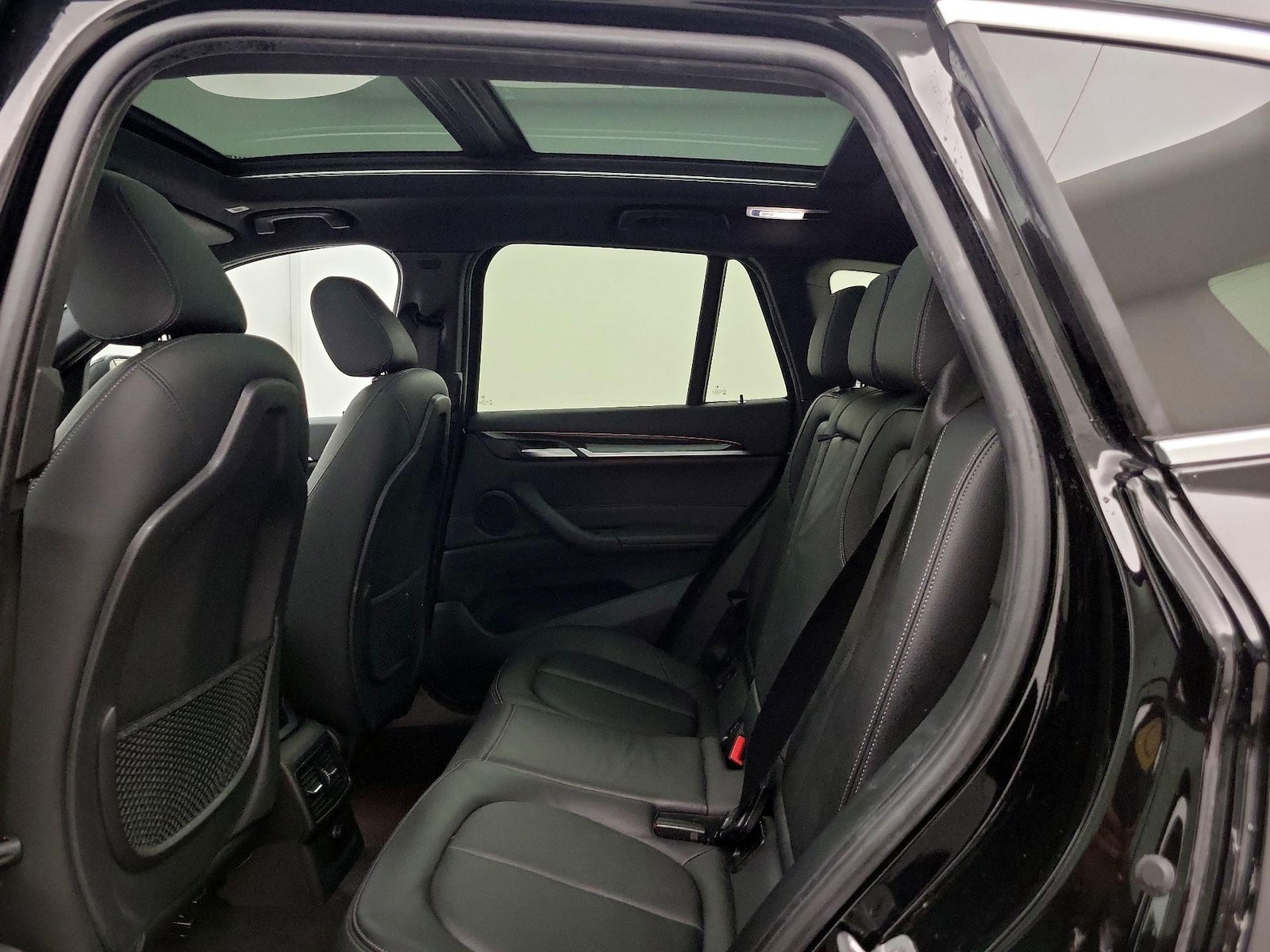 2018 BMW X1 28i - Photo 25
