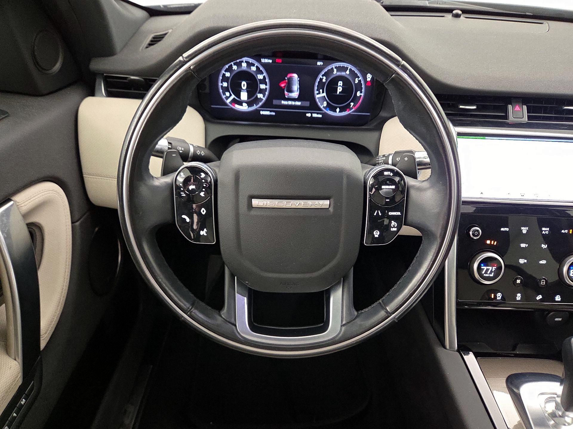 Thumbnail: 2020 Land Rover Discovery Sport - 10