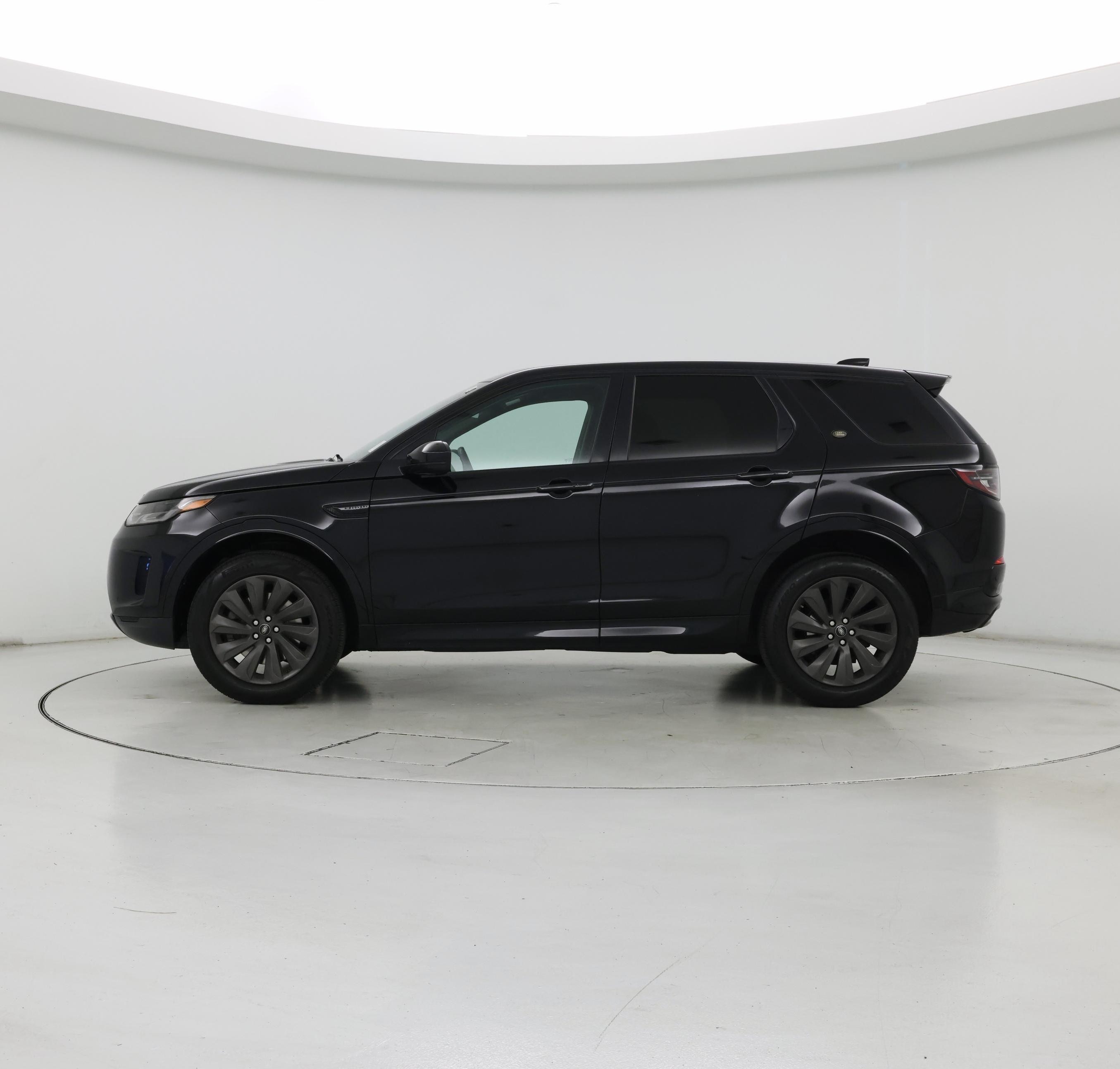 Thumbnail: 2020 Land Rover Discovery Sport - 3