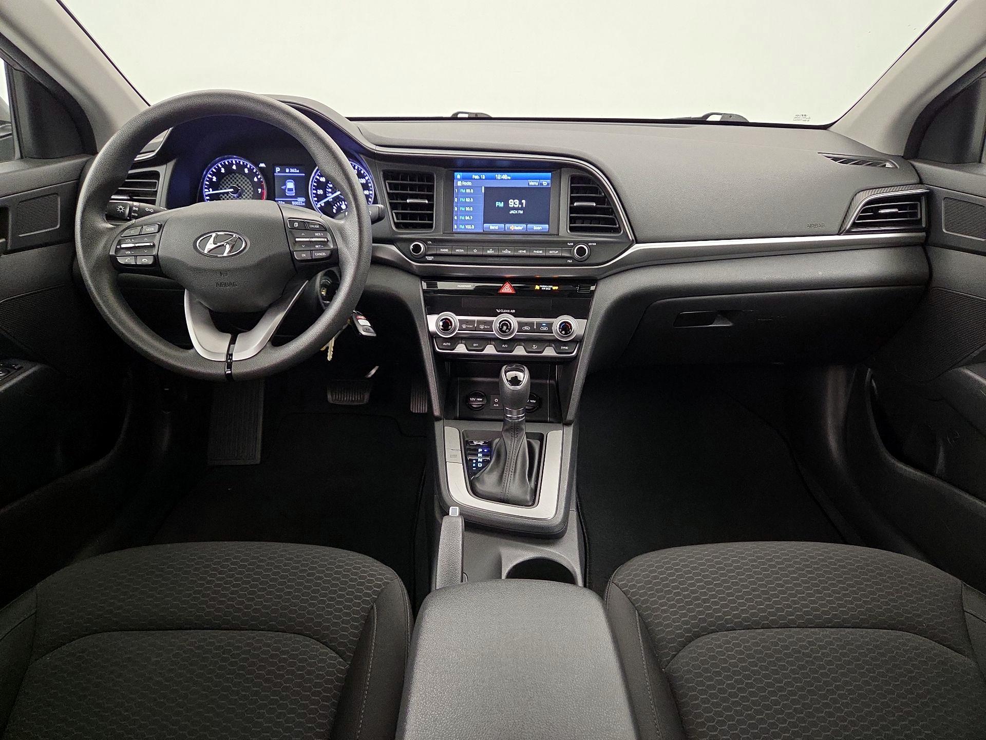 Thumbnail: 2020 Hyundai Elantra - 9