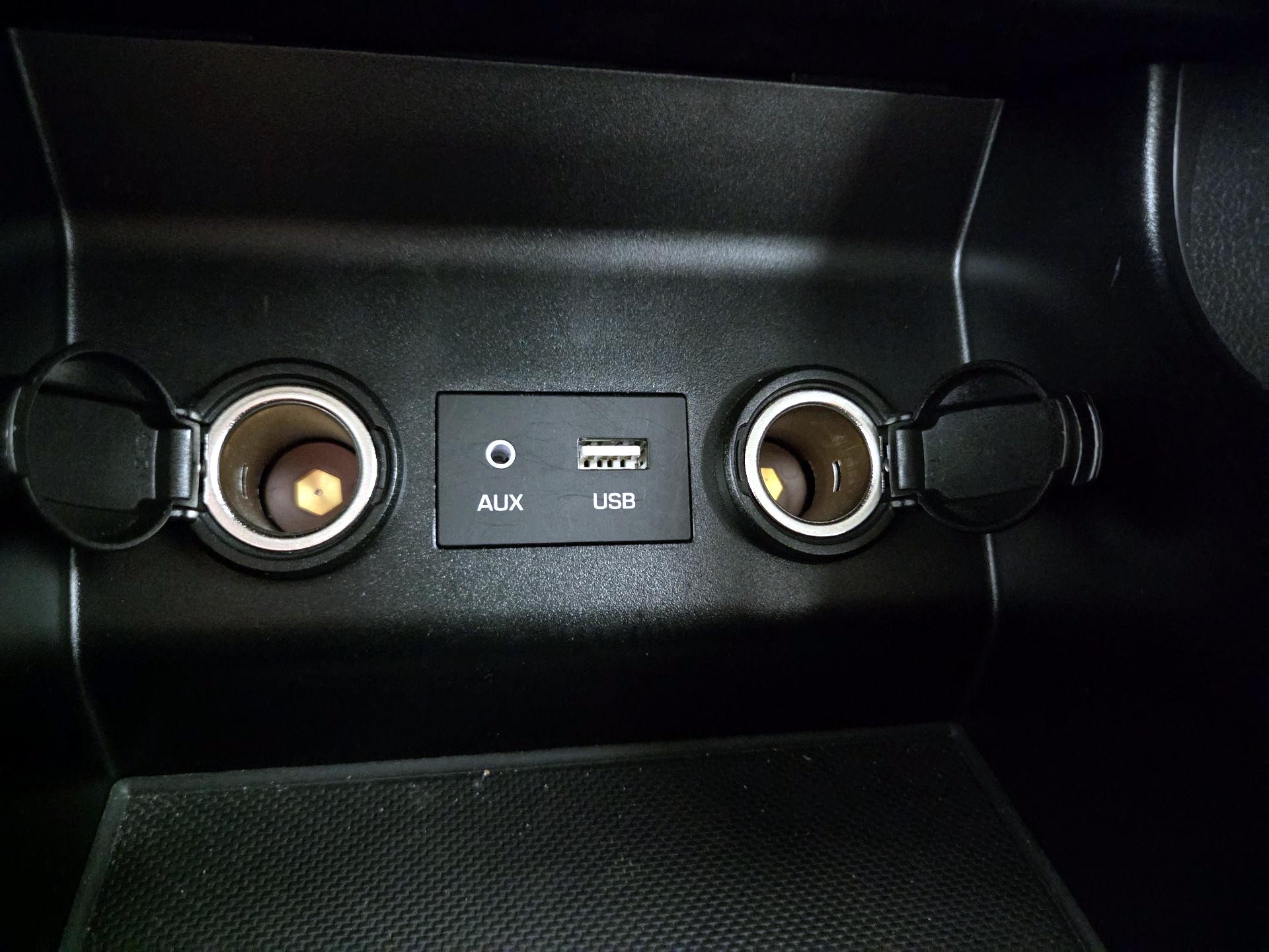 Thumbnail: 2020 Hyundai Elantra - 18