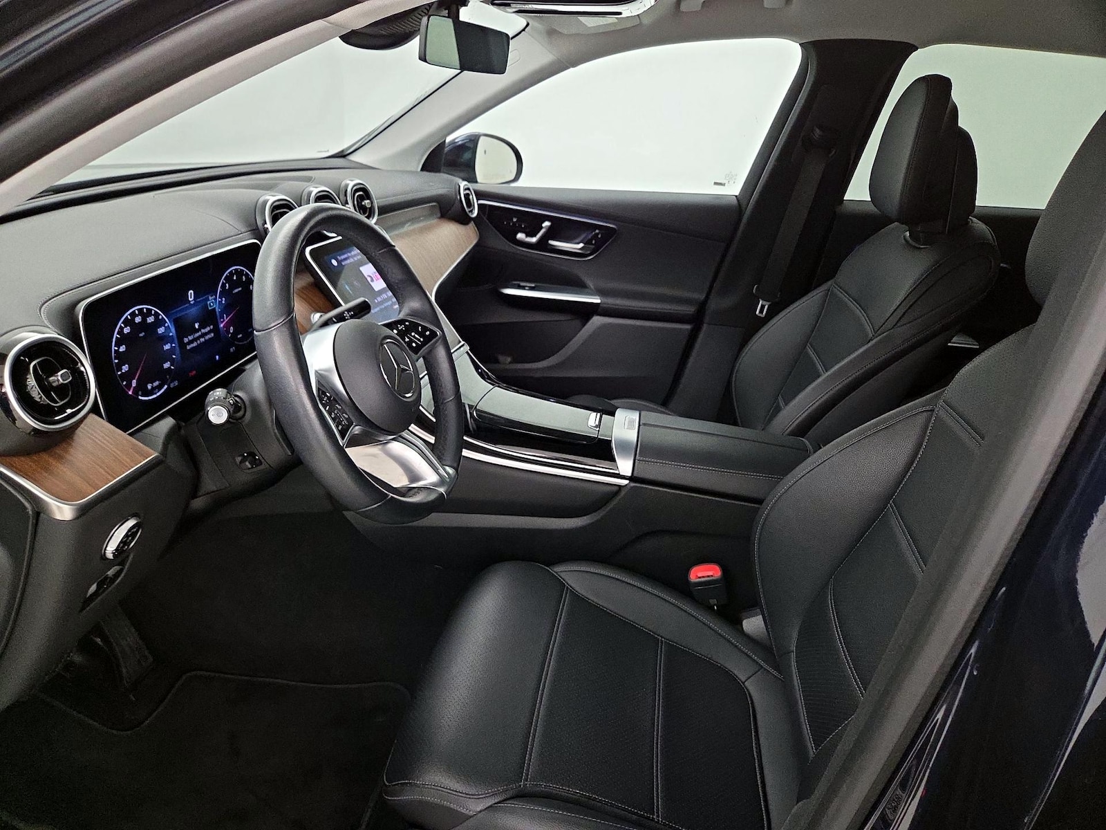 2023 Mercedes-Benz GLC GLC 300 - Photo 12