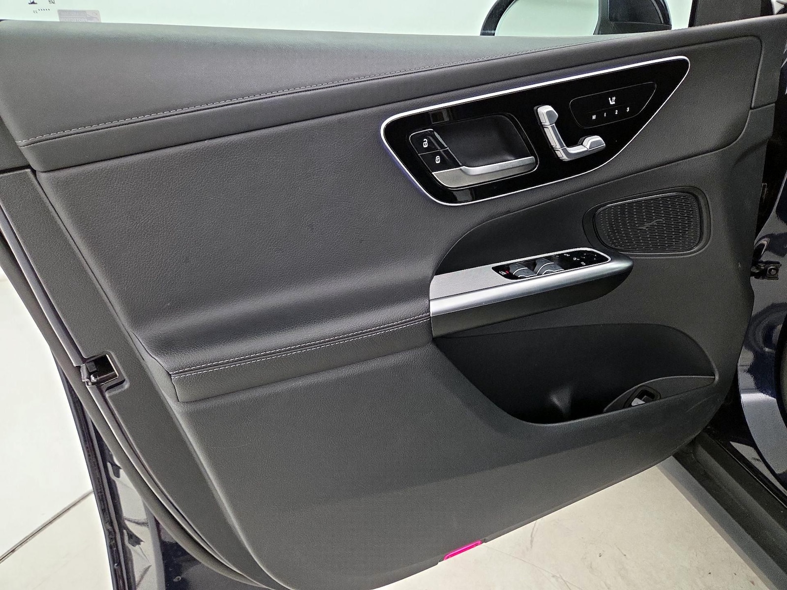 2023 Mercedes-Benz GLC GLC 300 - Photo 13