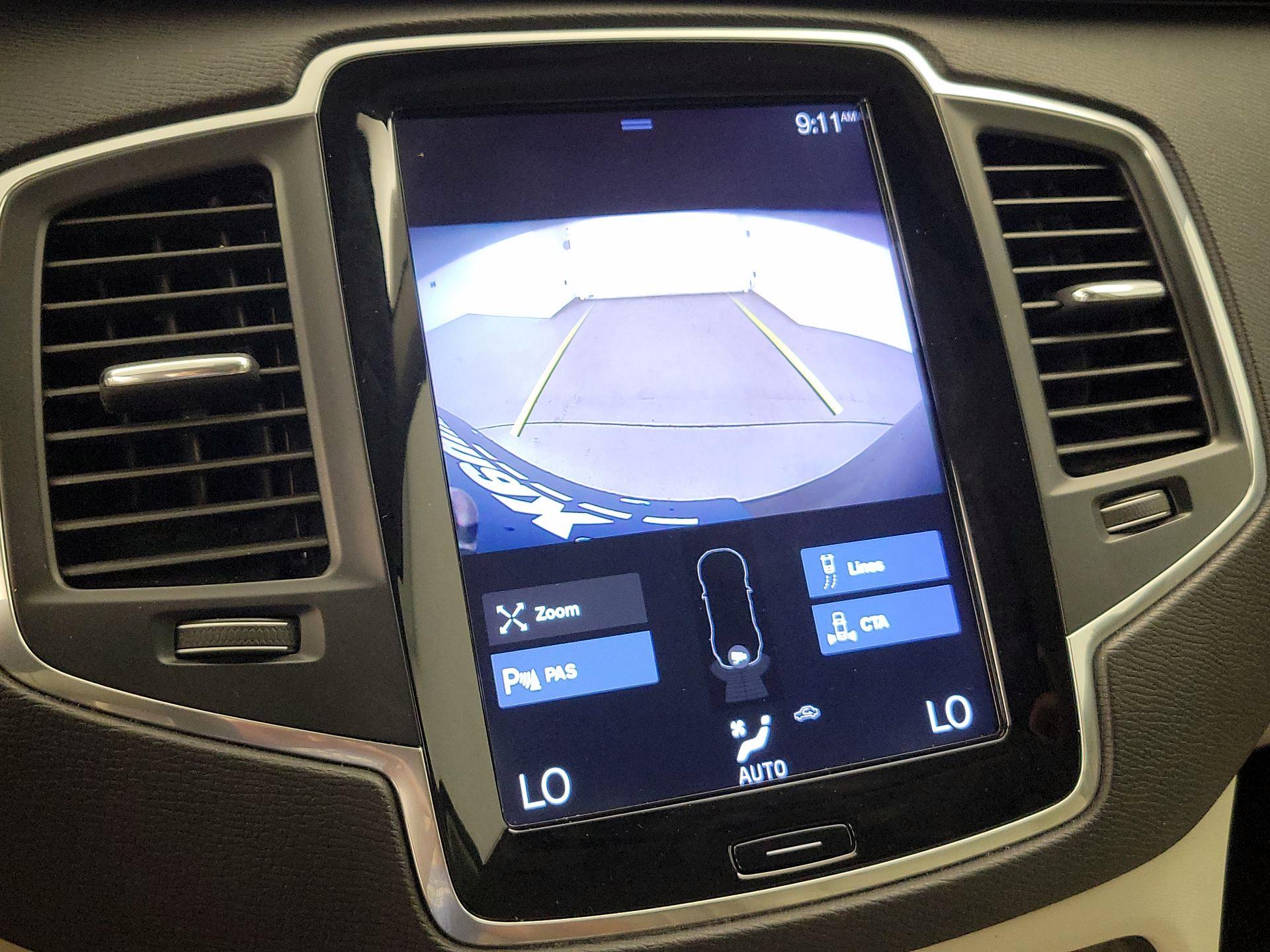 Thumbnail: 2019 Volvo XC90 - 15