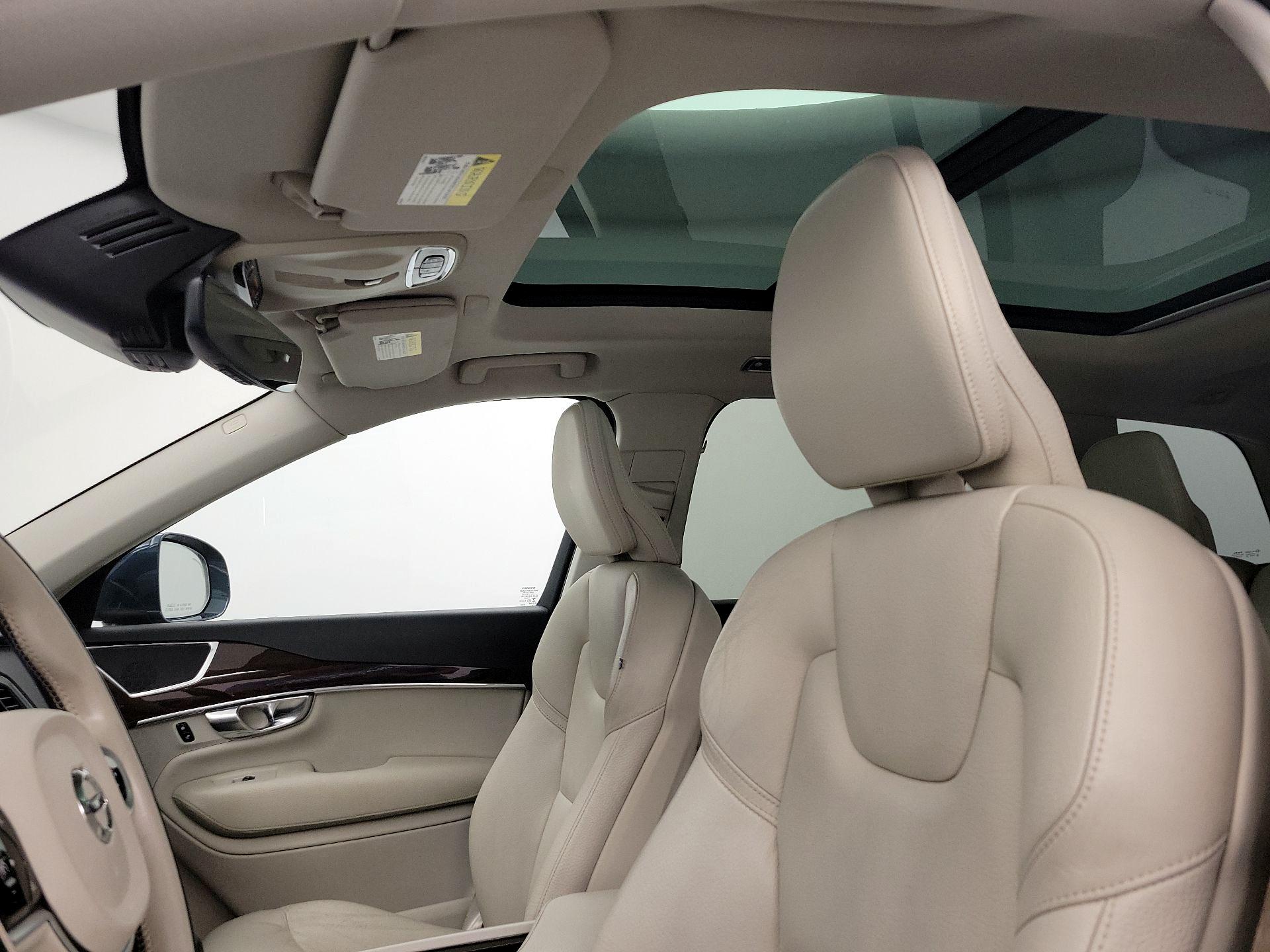 Thumbnail: 2019 Volvo XC90 - 20