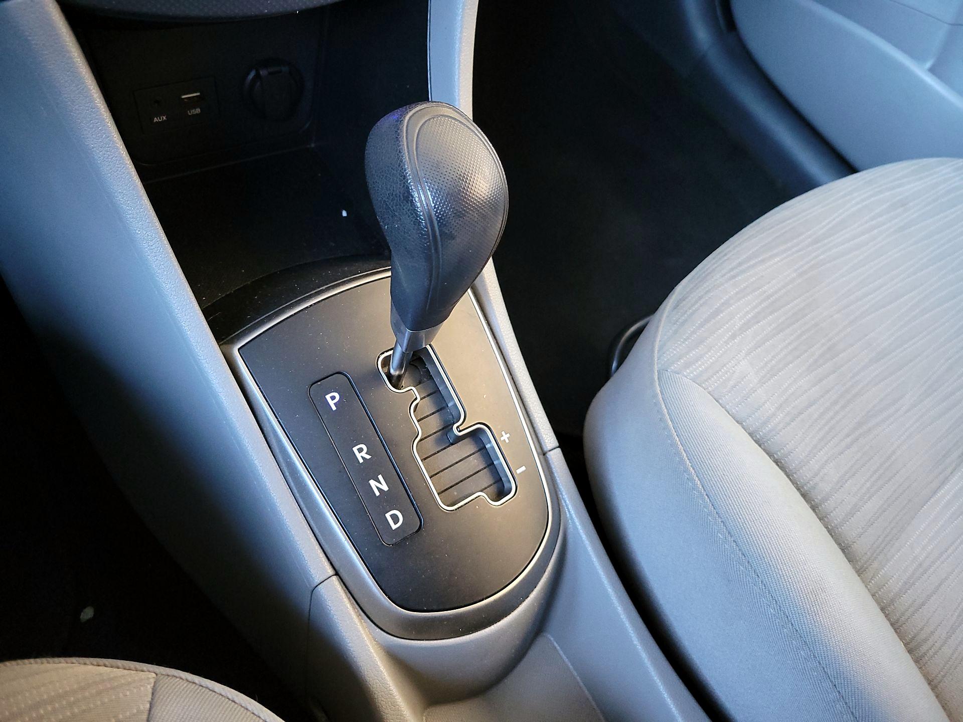 Thumbnail: 2017 Hyundai Accent - 16