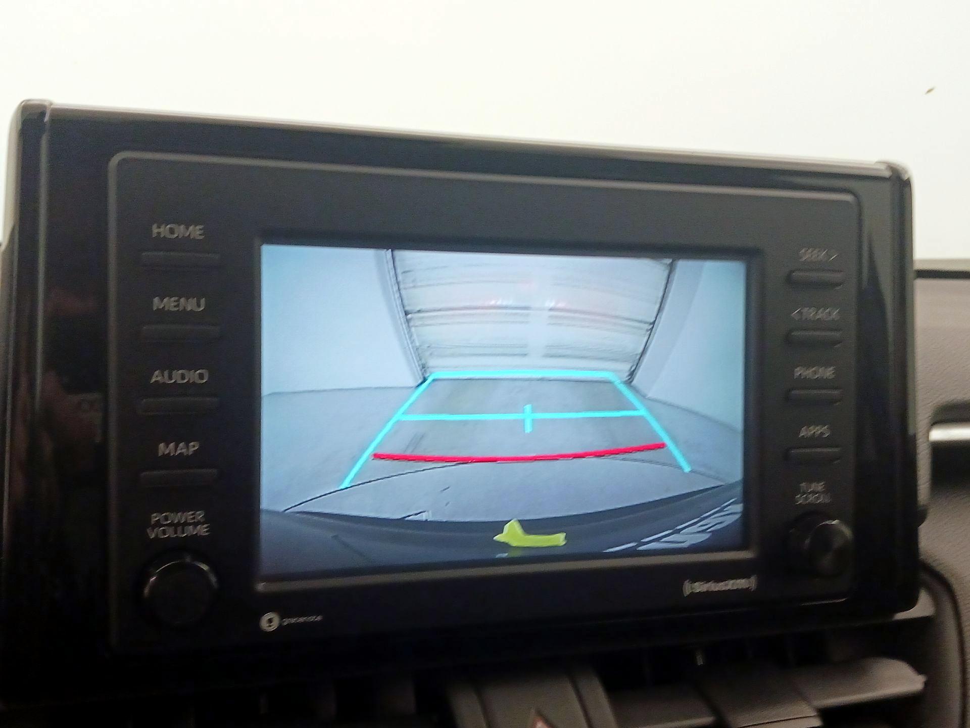 Thumbnail: 2020 Toyota RAV4 - 14