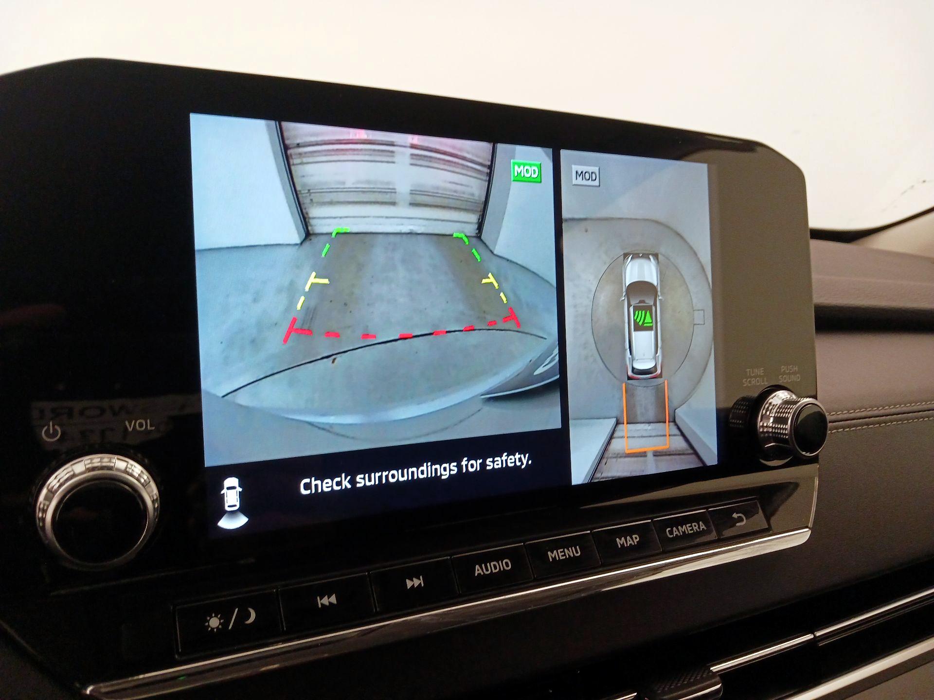 Thumbnail: 2024 Mitsubishi Outlander - 15