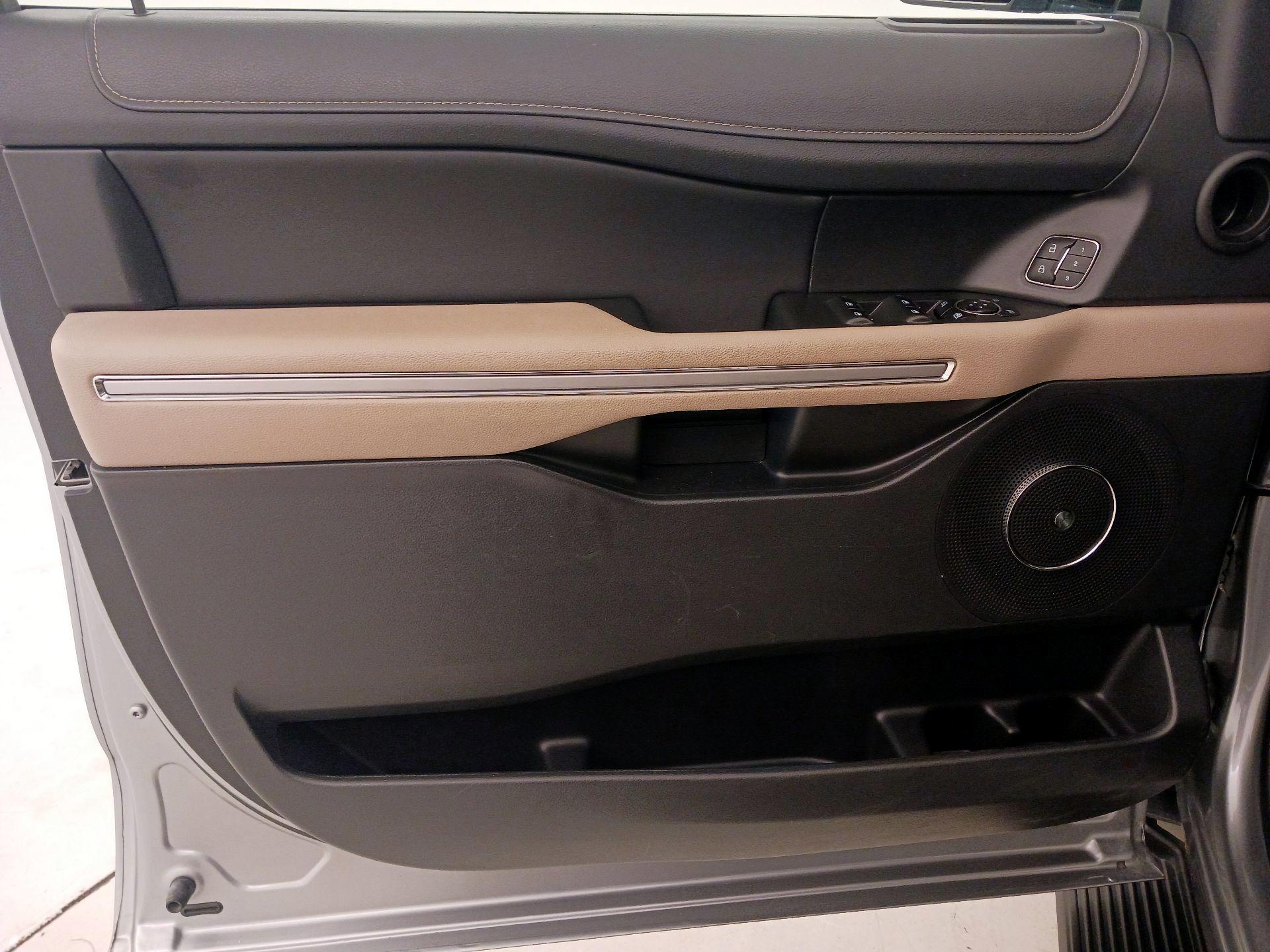 Thumbnail: 2024 Ford Expedition MAX - 12