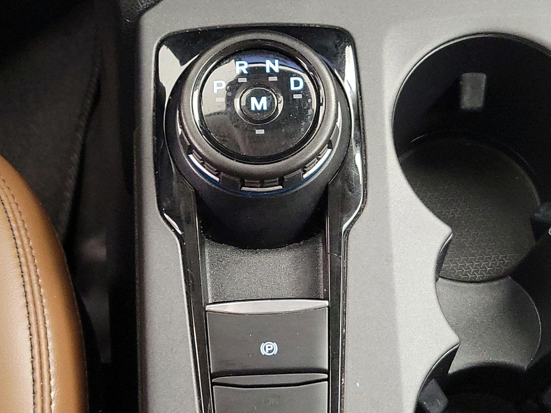 Thumbnail: 2022 Ford Bronco Sport - 17