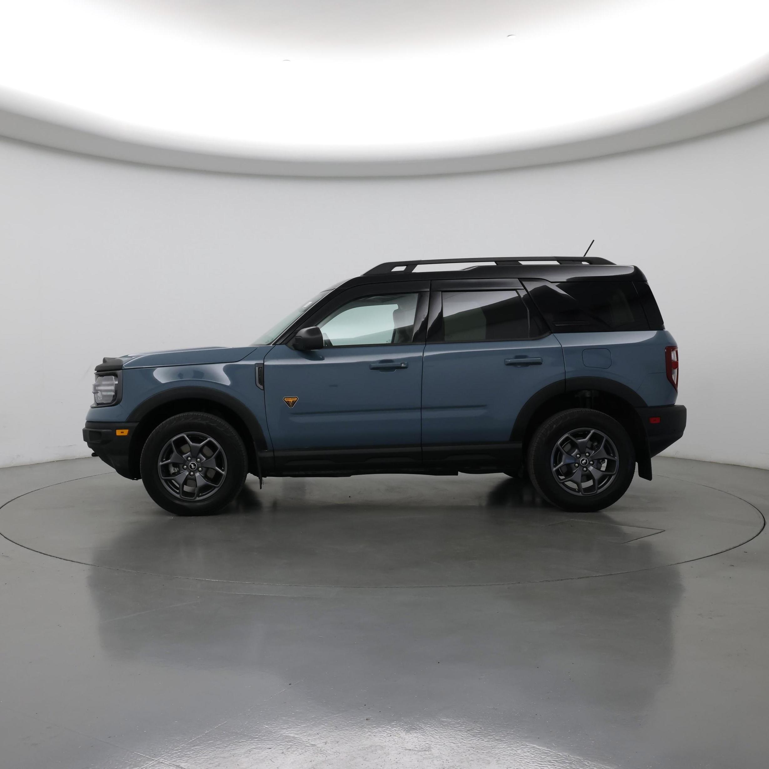 Thumbnail: 2022 Ford Bronco Sport - 3