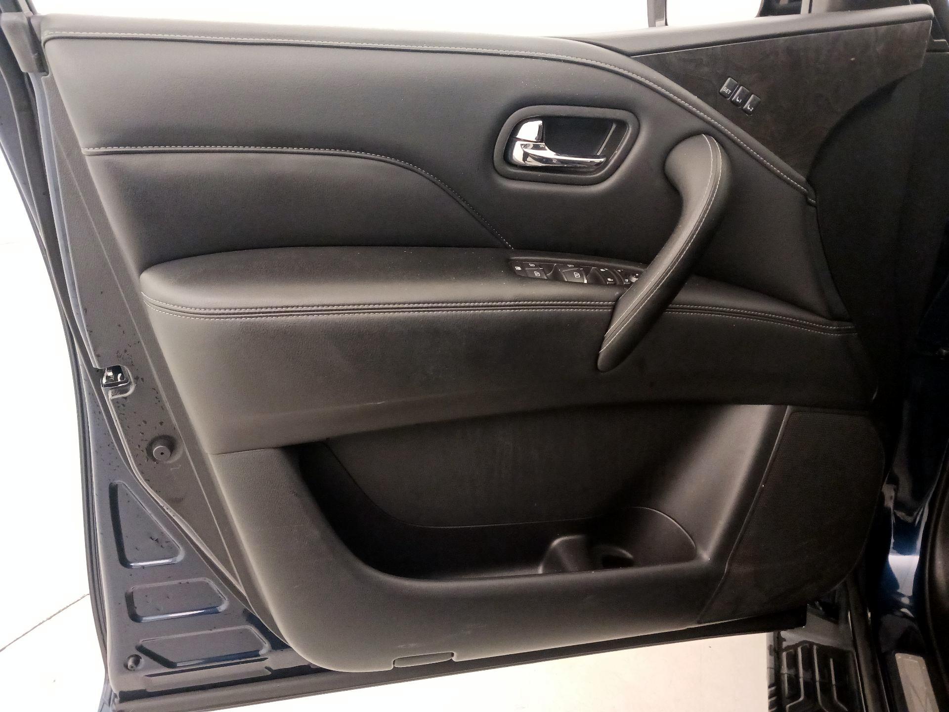 Thumbnail: 2024 INFINITI QX80 - 12