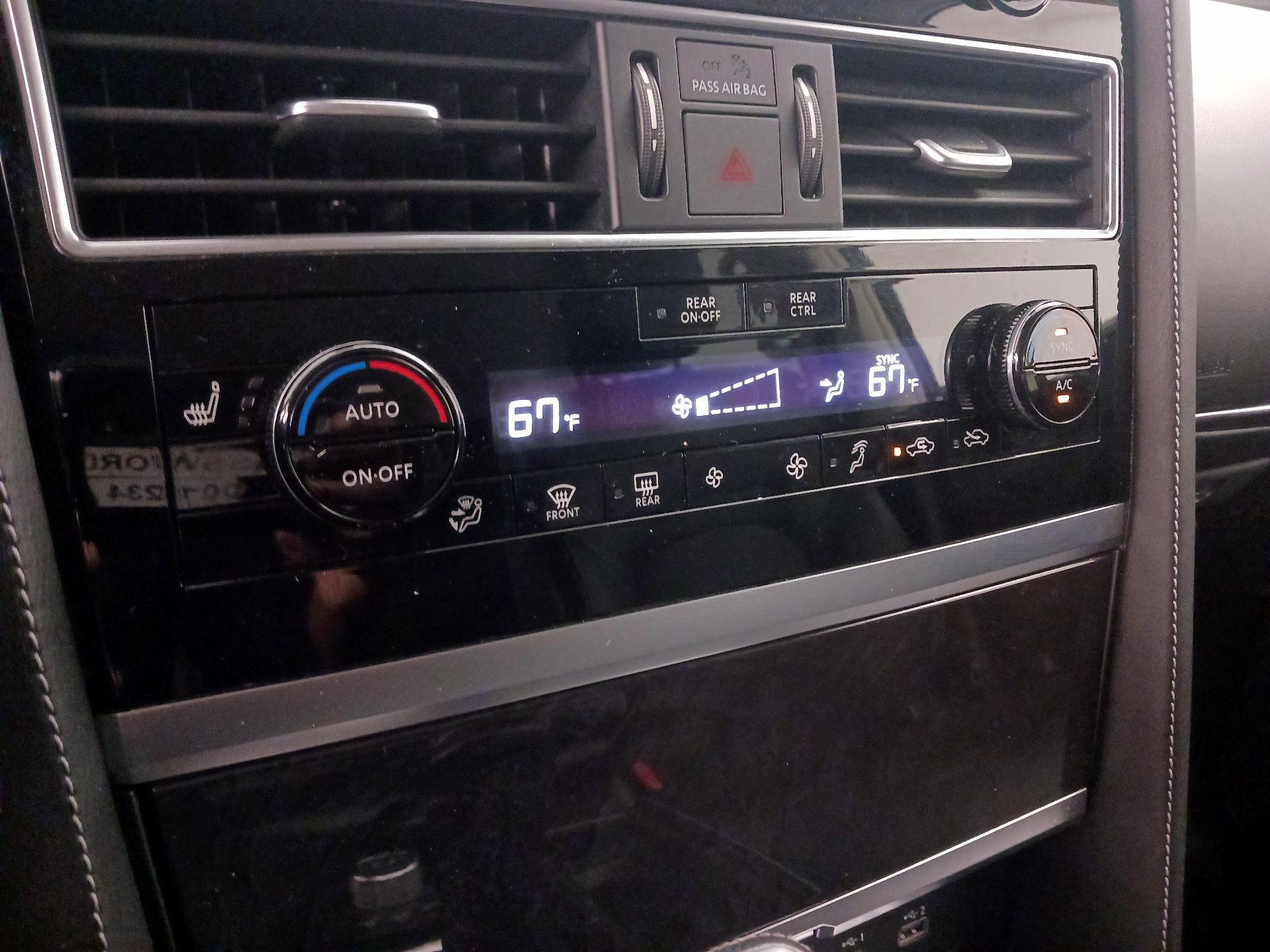 Thumbnail: 2024 INFINITI QX80 - 17