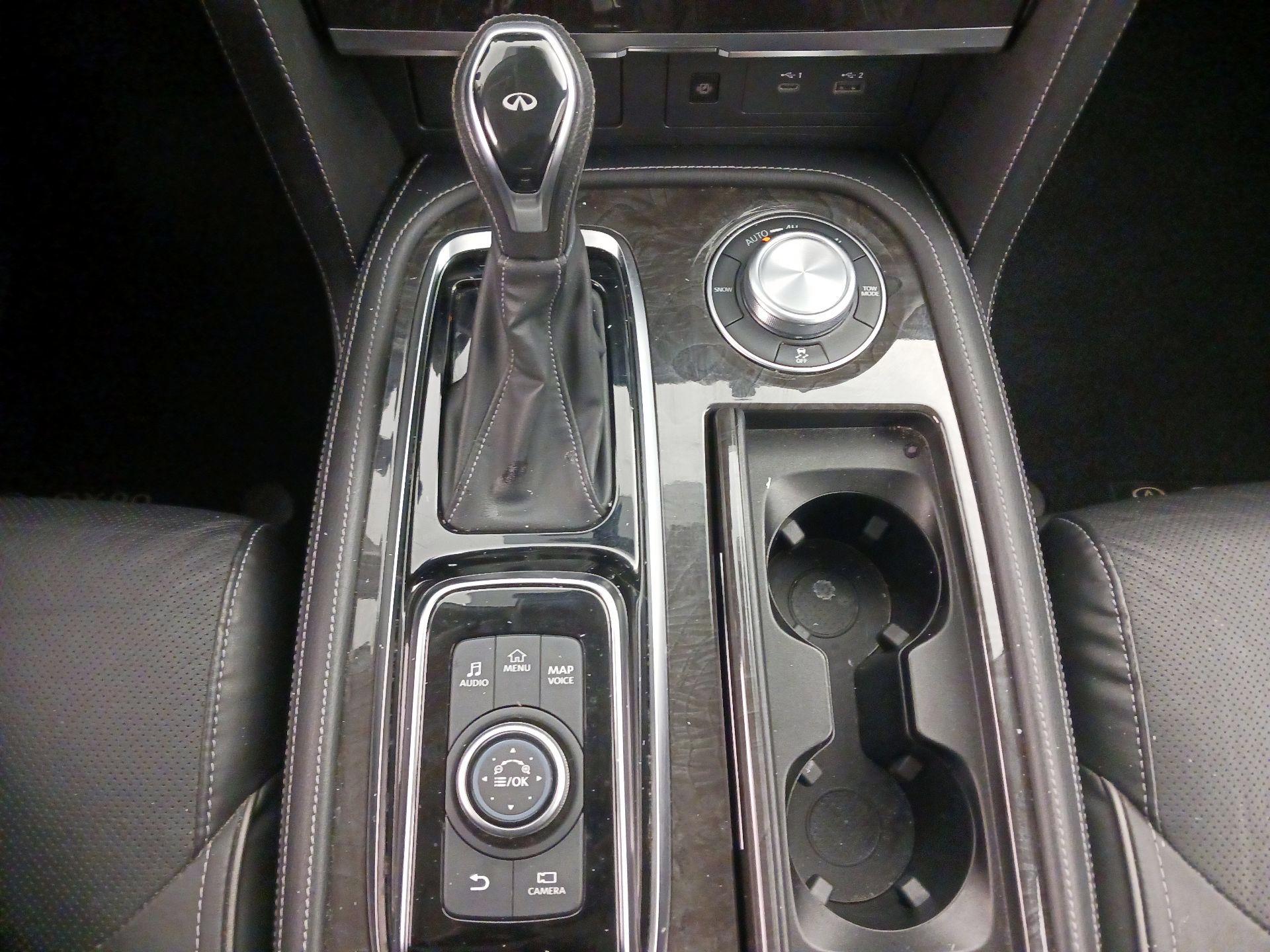 Thumbnail: 2024 INFINITI QX80 - 18