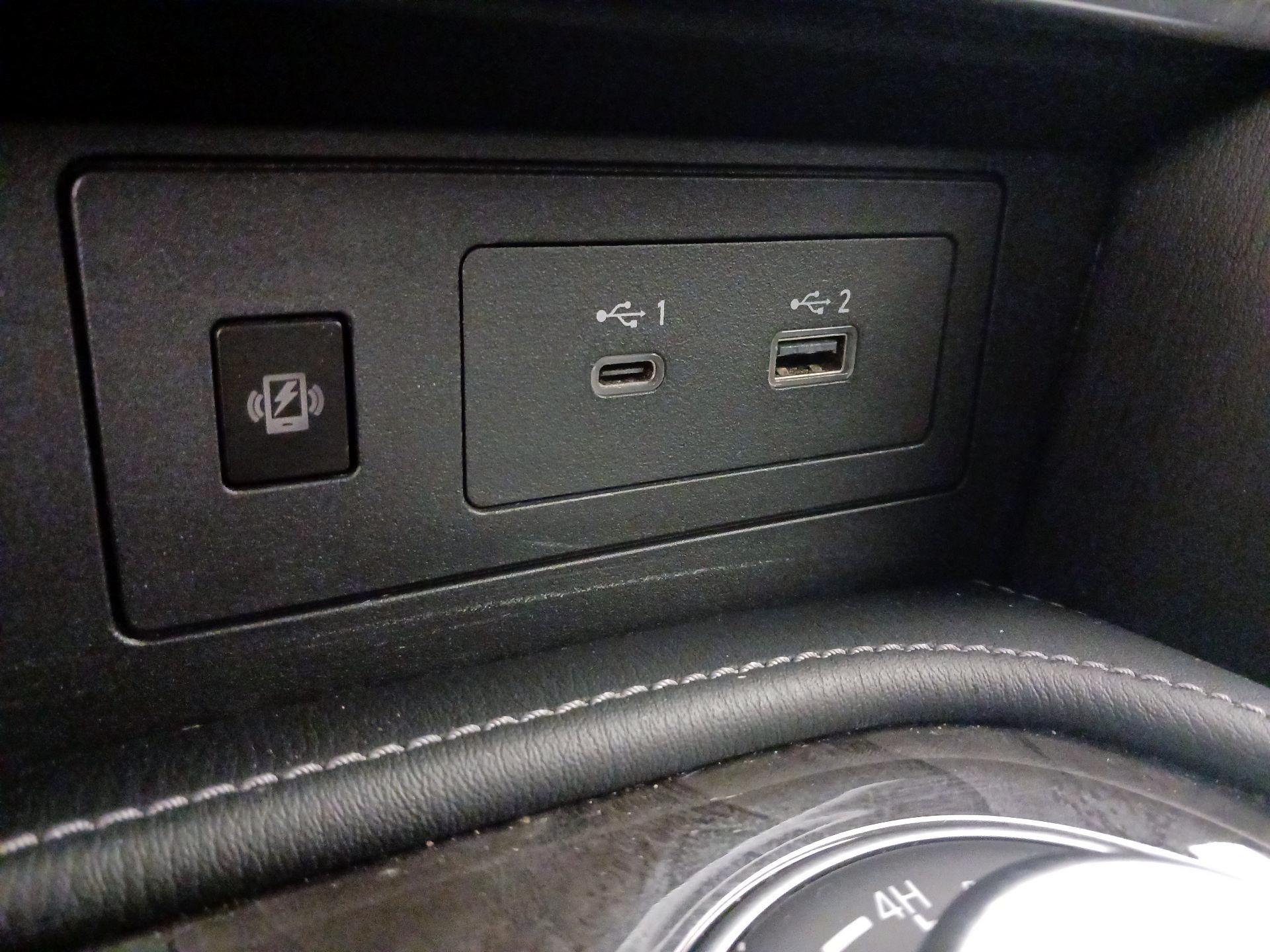 Thumbnail: 2024 INFINITI QX80 - 19