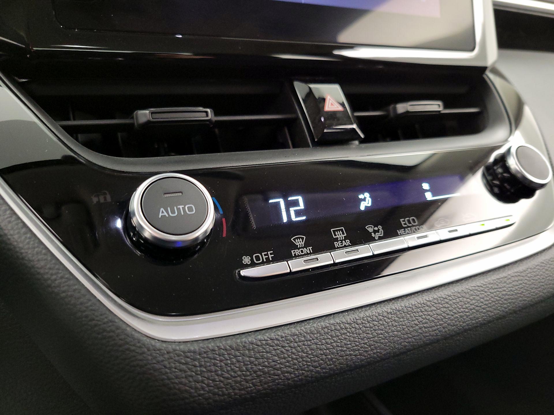 Thumbnail: 2023 Toyota Corolla - 16