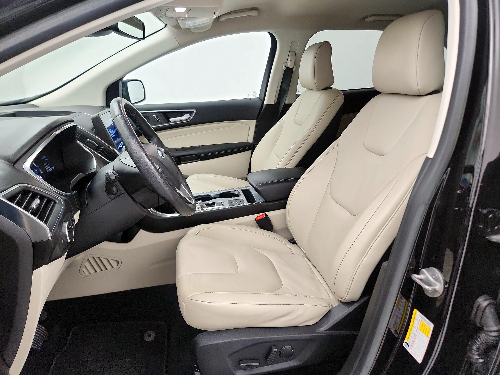 Thumbnail: 2021 Ford Edge - 11