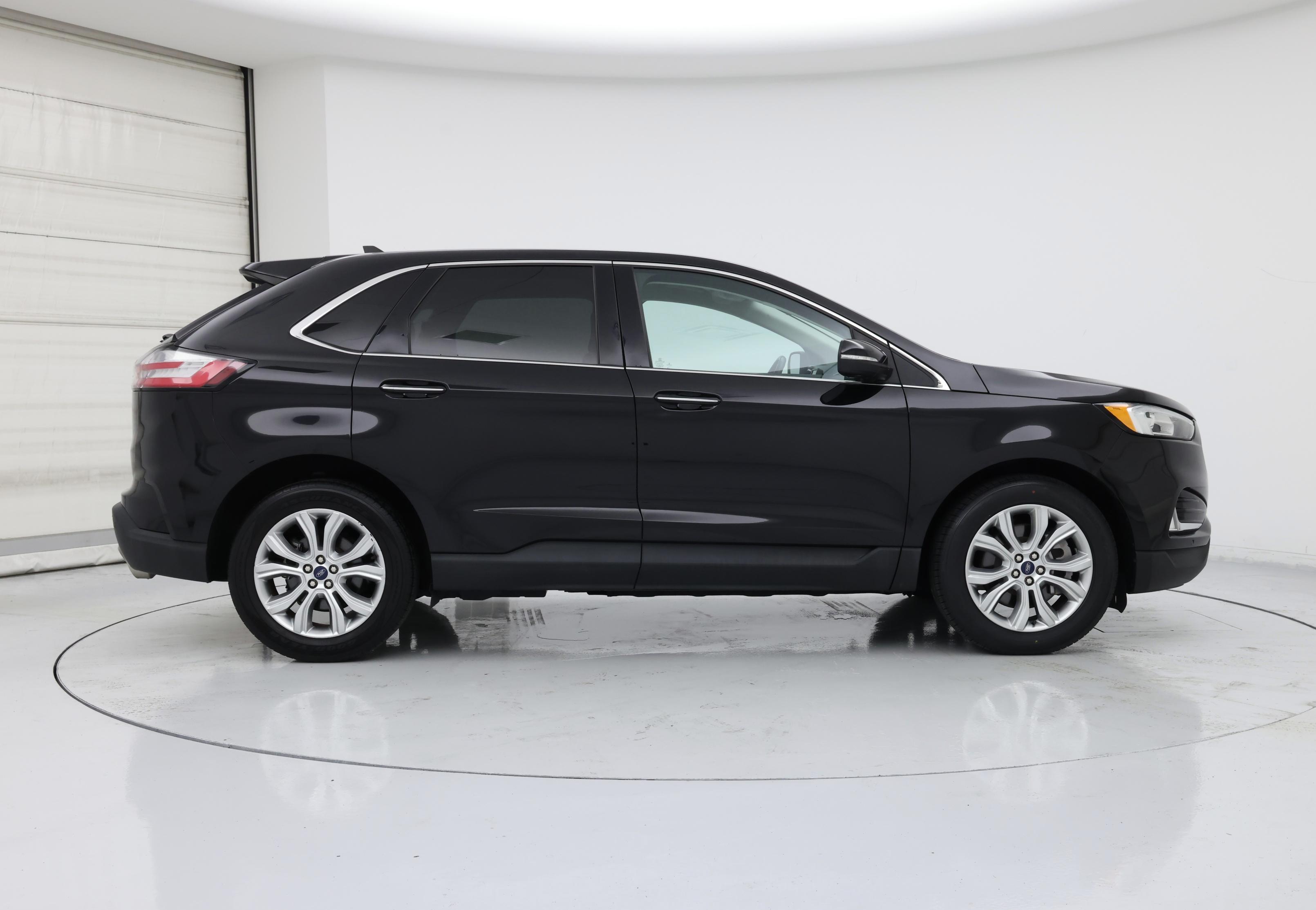 Thumbnail: 2021 Ford Edge - 7