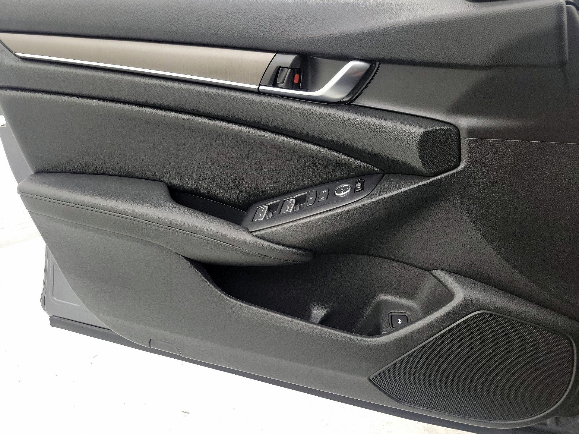 Thumbnail: 2020 Honda Accord - 12