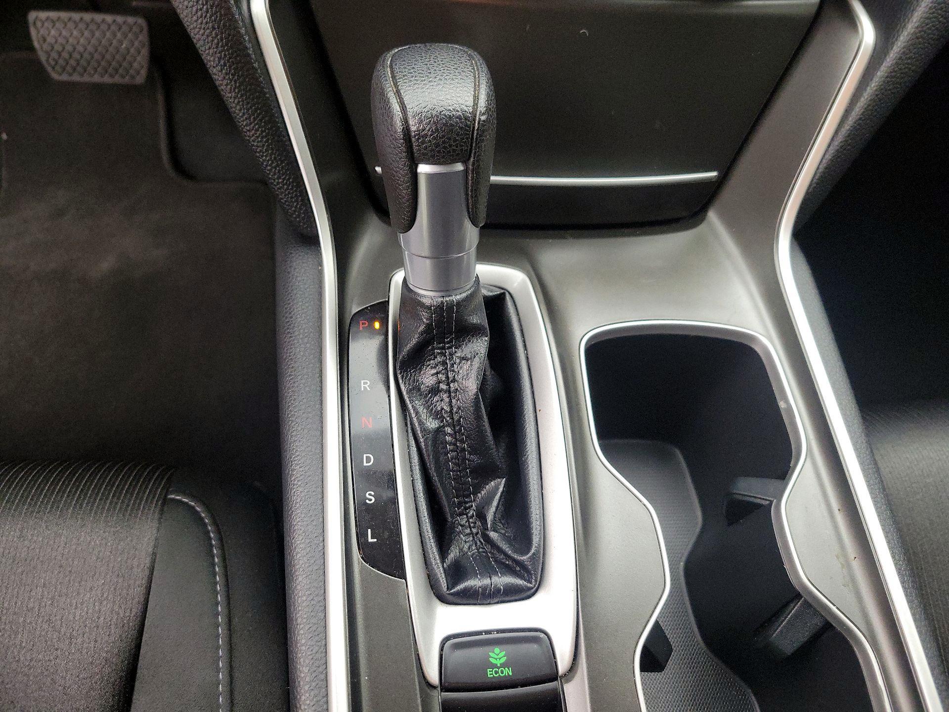 Thumbnail: 2020 Honda Accord - 17