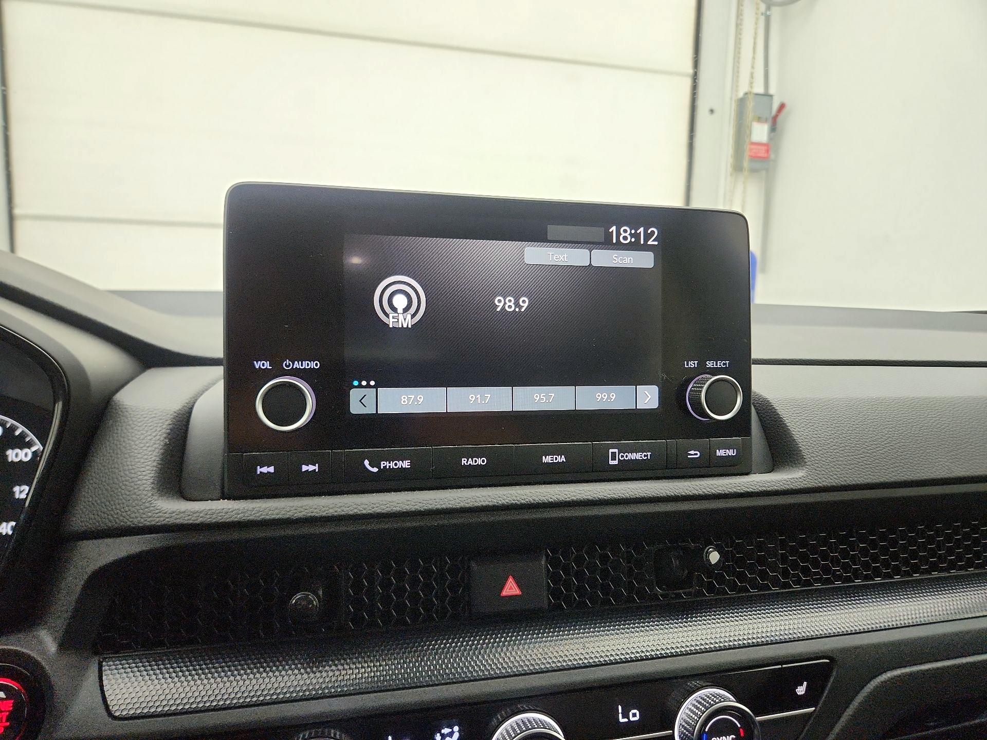 Thumbnail: 2023 Honda CR-V - 15