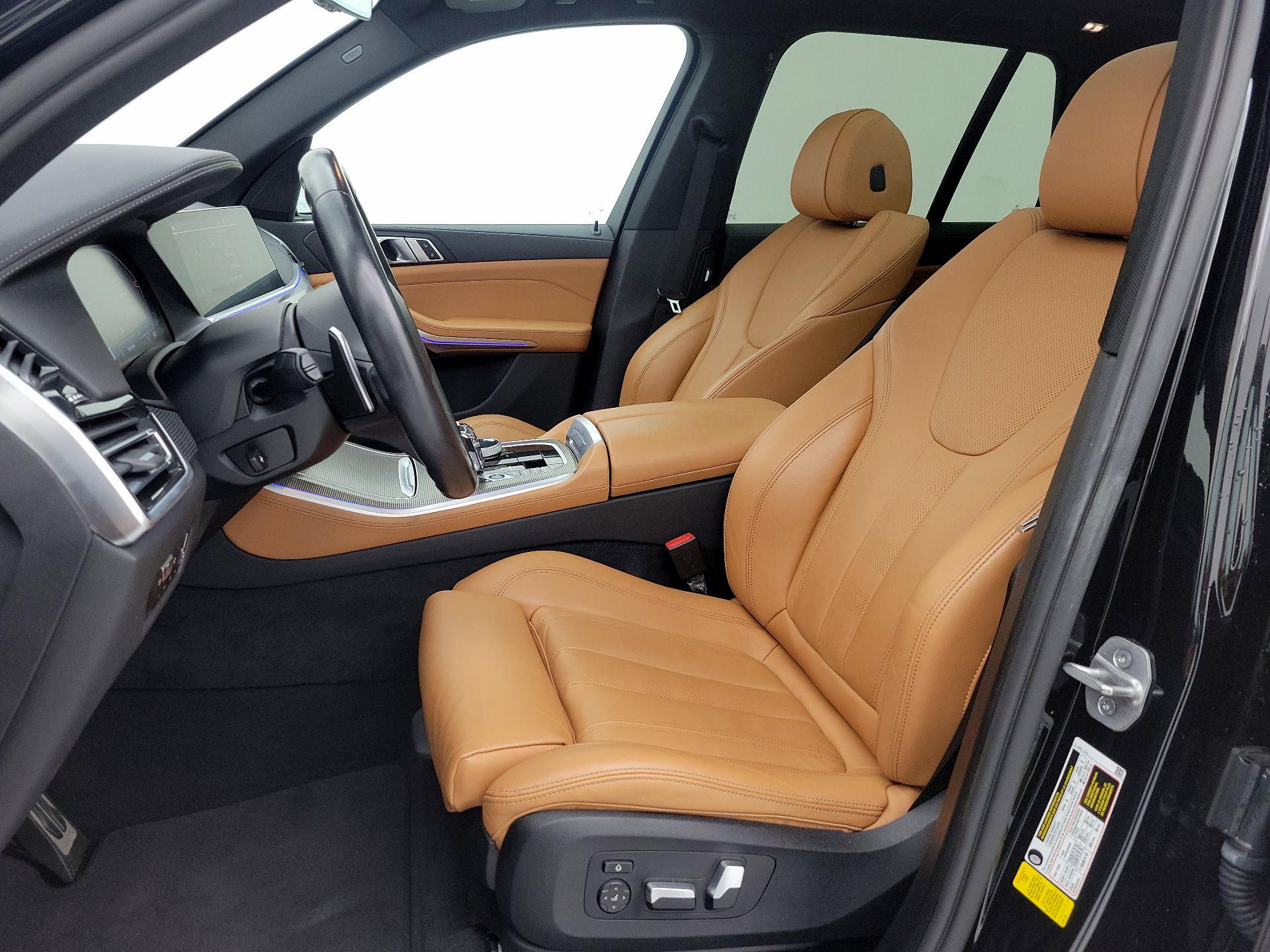 Thumbnail: 2022 BMW X5 - 11