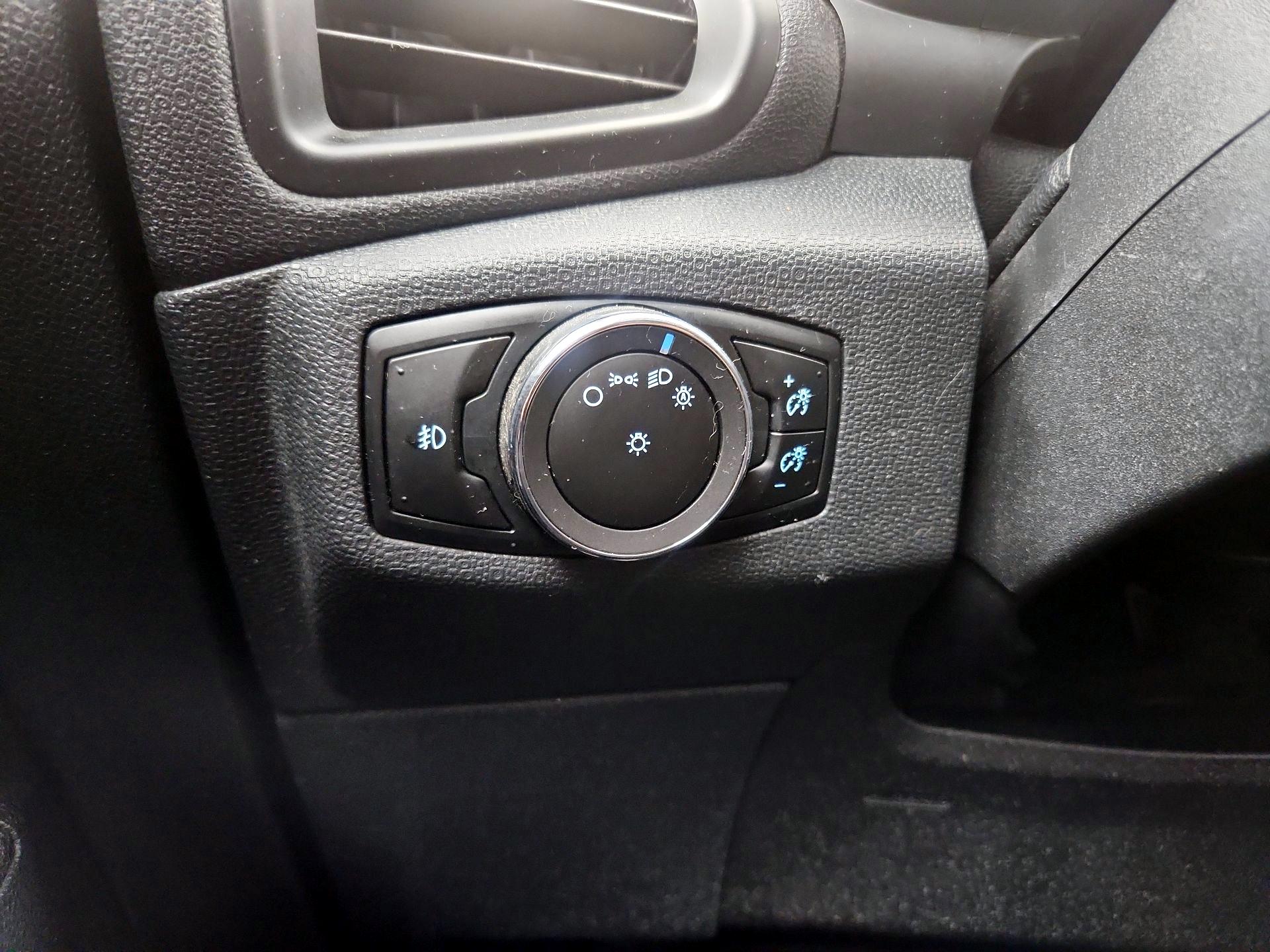 Thumbnail: 2020 Ford EcoSport - 13