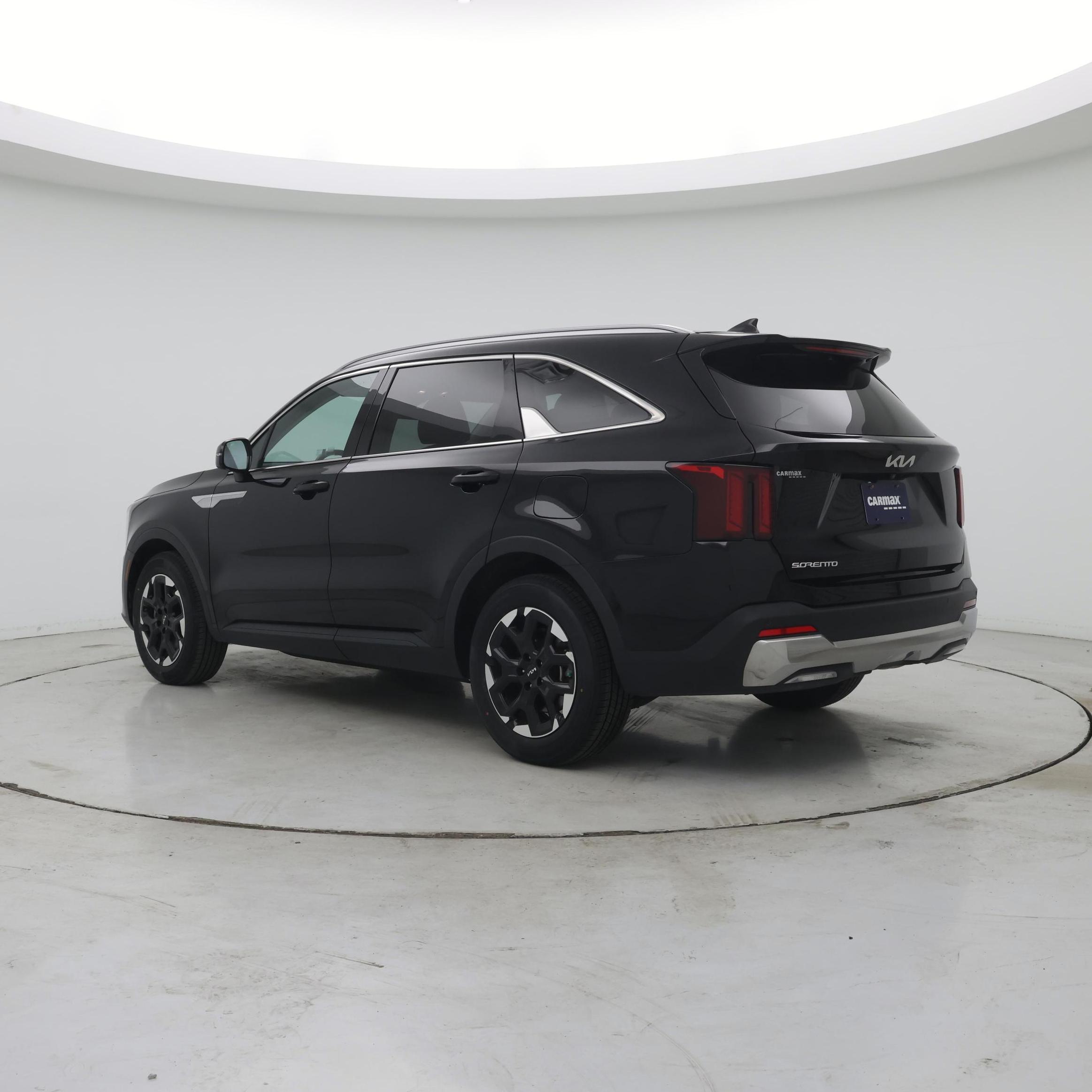 Thumbnail: 2024 Kia Sorento - 2