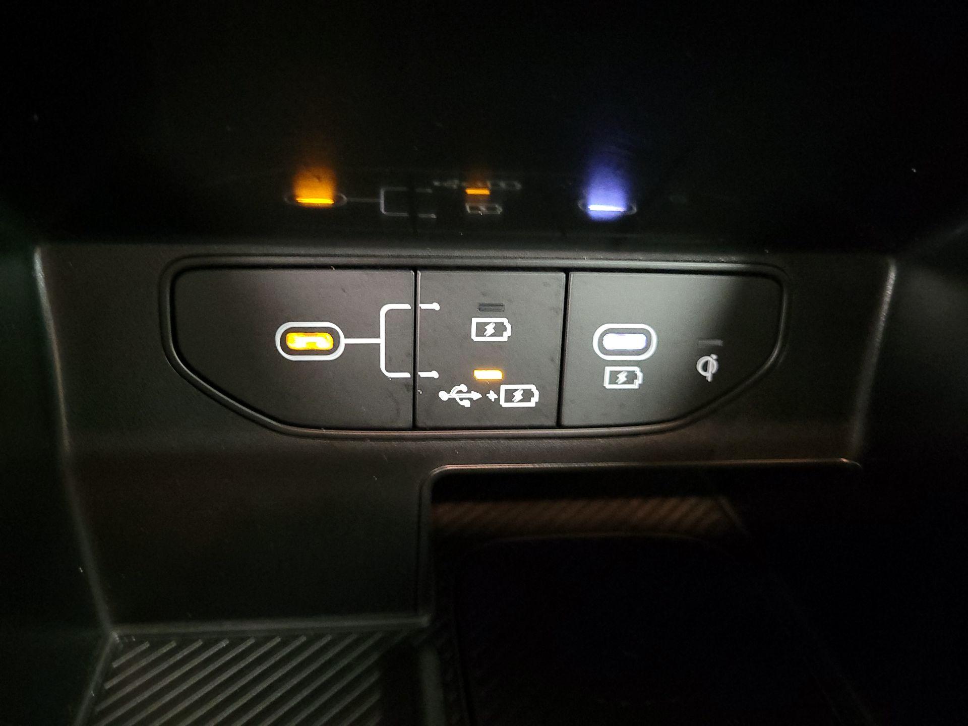 Thumbnail: 2024 Kia Sorento - 19