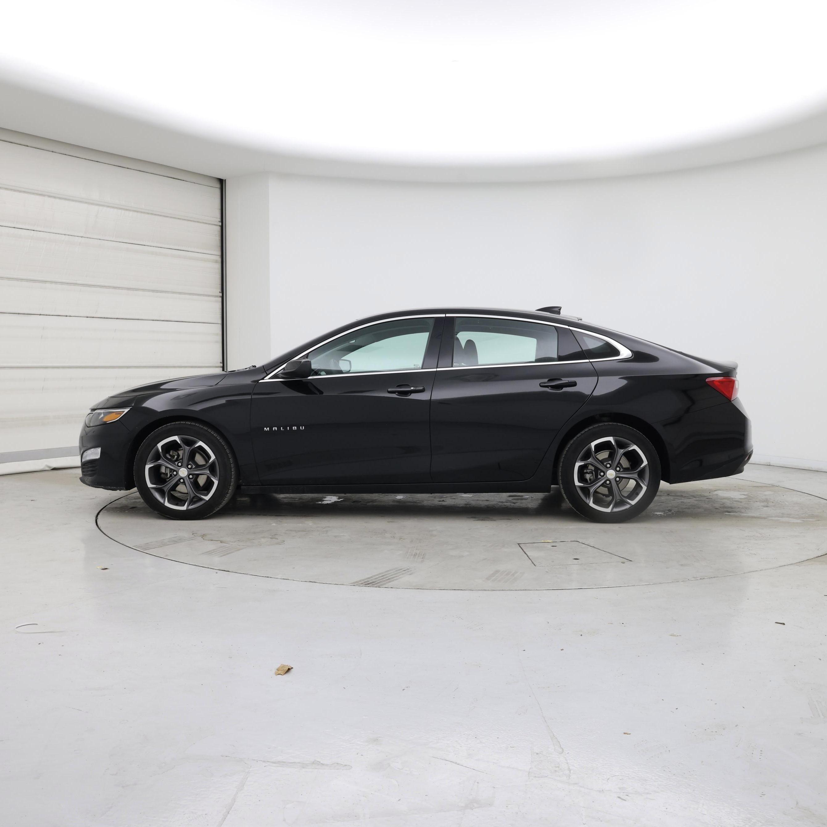 Thumbnail: 2024 Chevrolet Malibu - 3