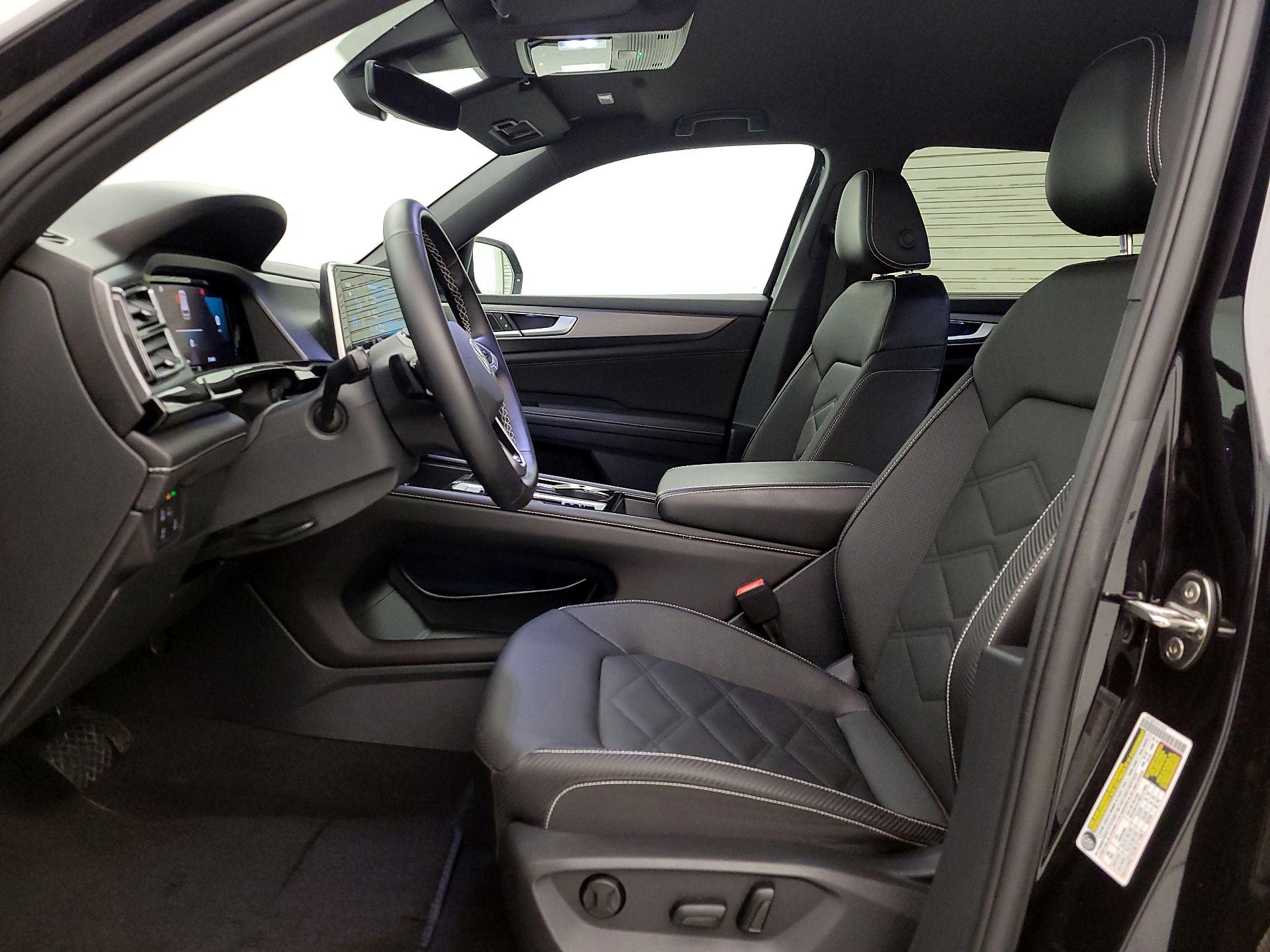 Thumbnail: 2025 Volkswagen Atlas - 11