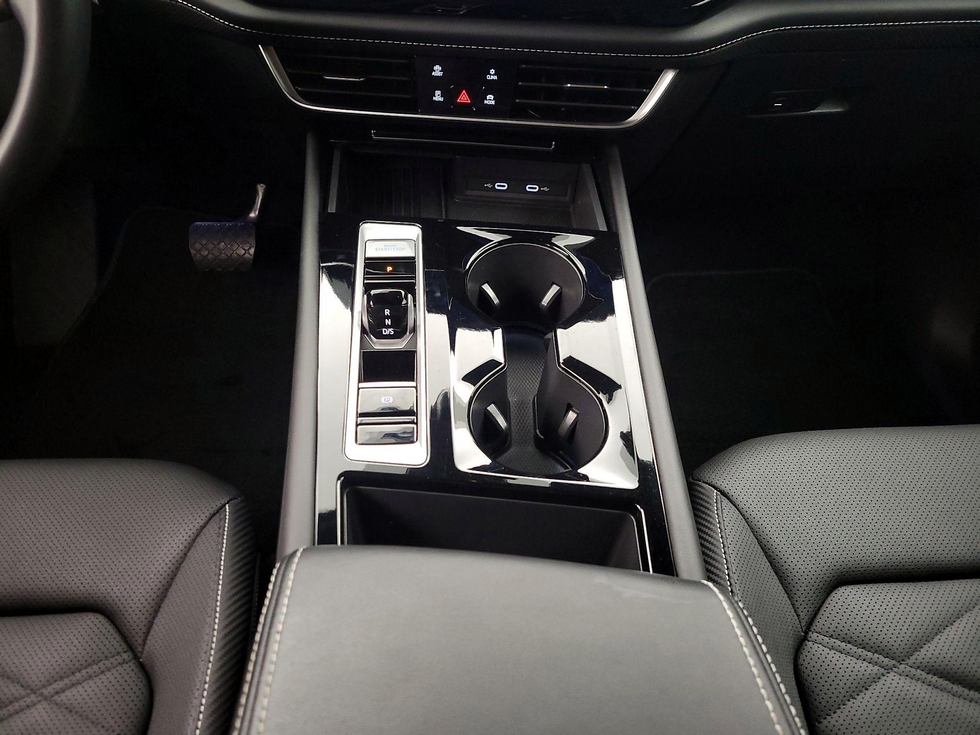 Thumbnail: 2025 Volkswagen Atlas - 17