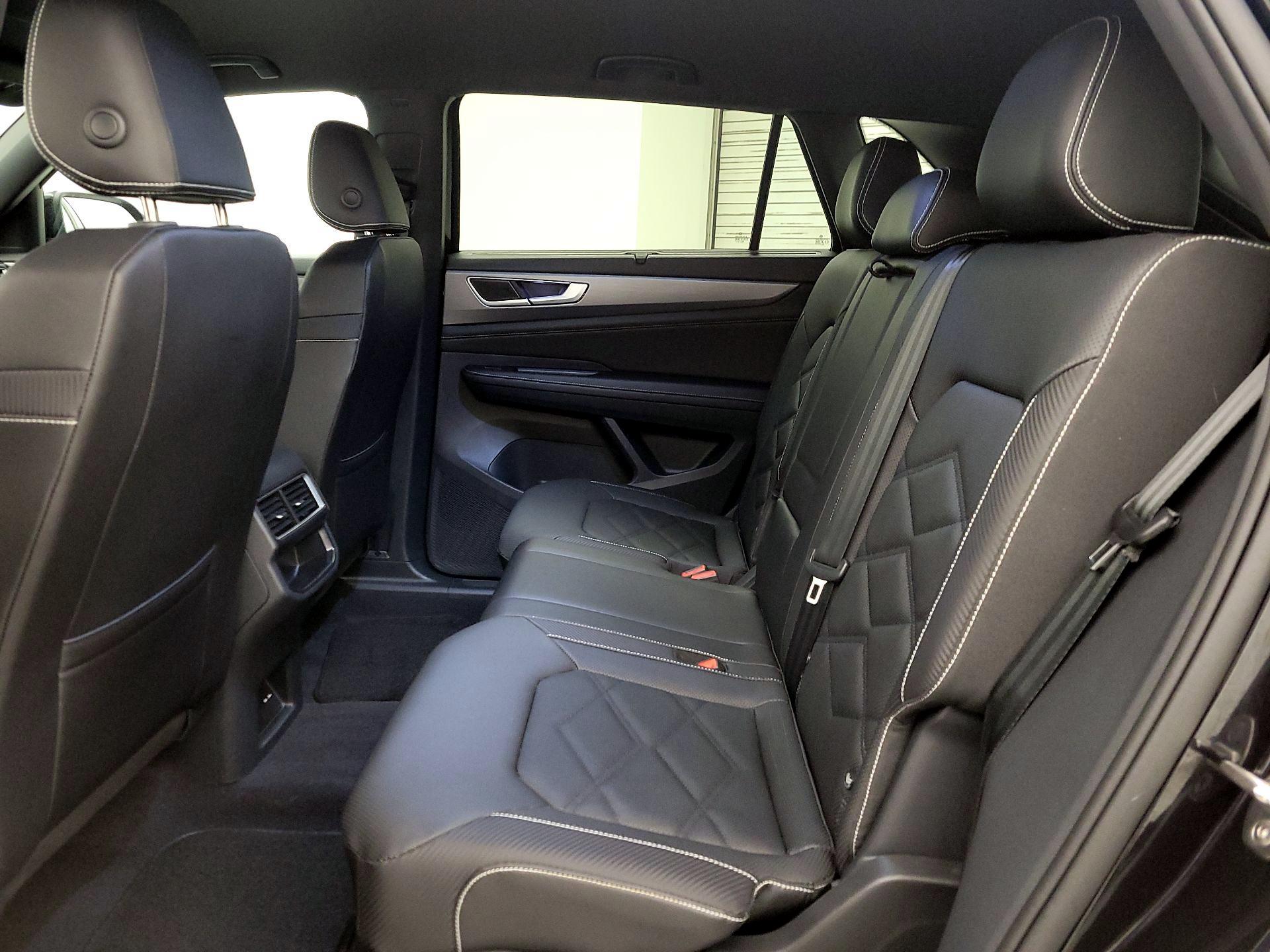 Thumbnail: 2025 Volkswagen Atlas - 19