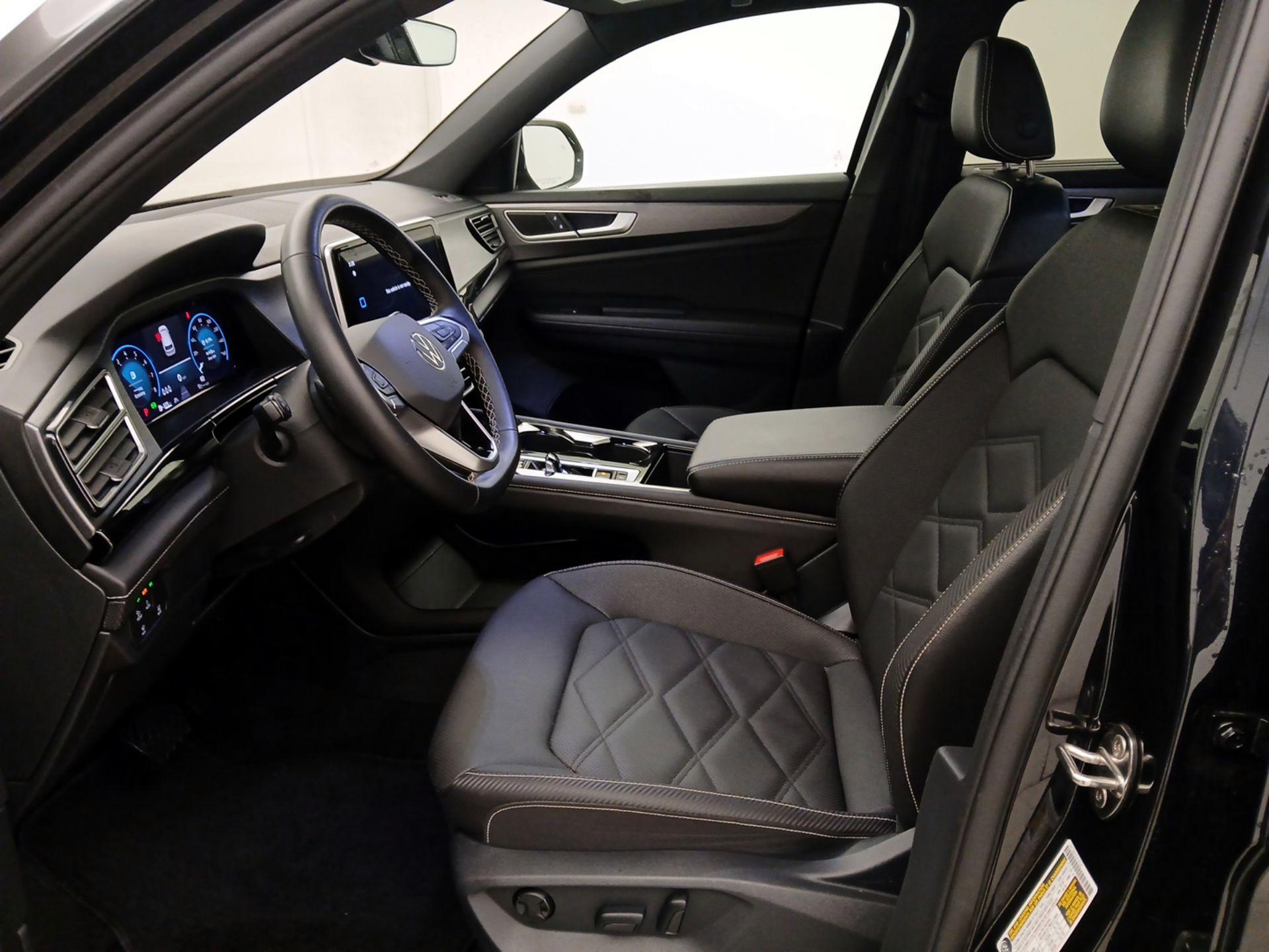 Thumbnail: 2025 Volkswagen Atlas - 11