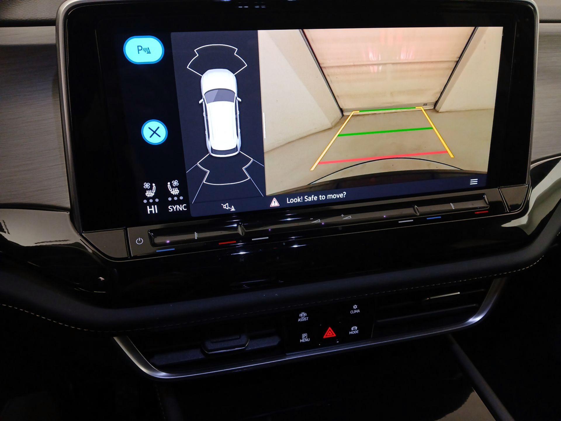 Thumbnail: 2025 Volkswagen Atlas - 14