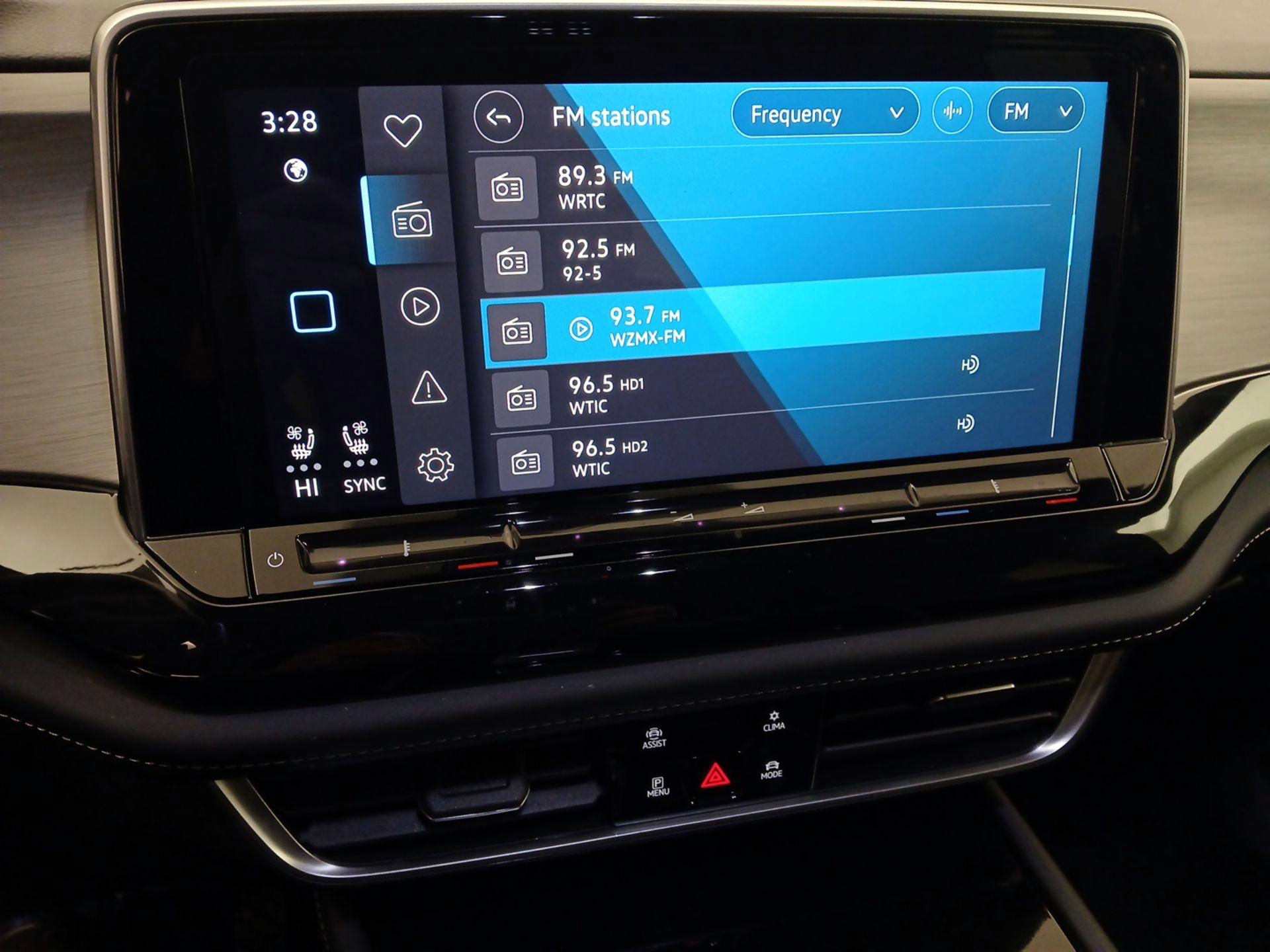 Thumbnail: 2025 Volkswagen Atlas - 15