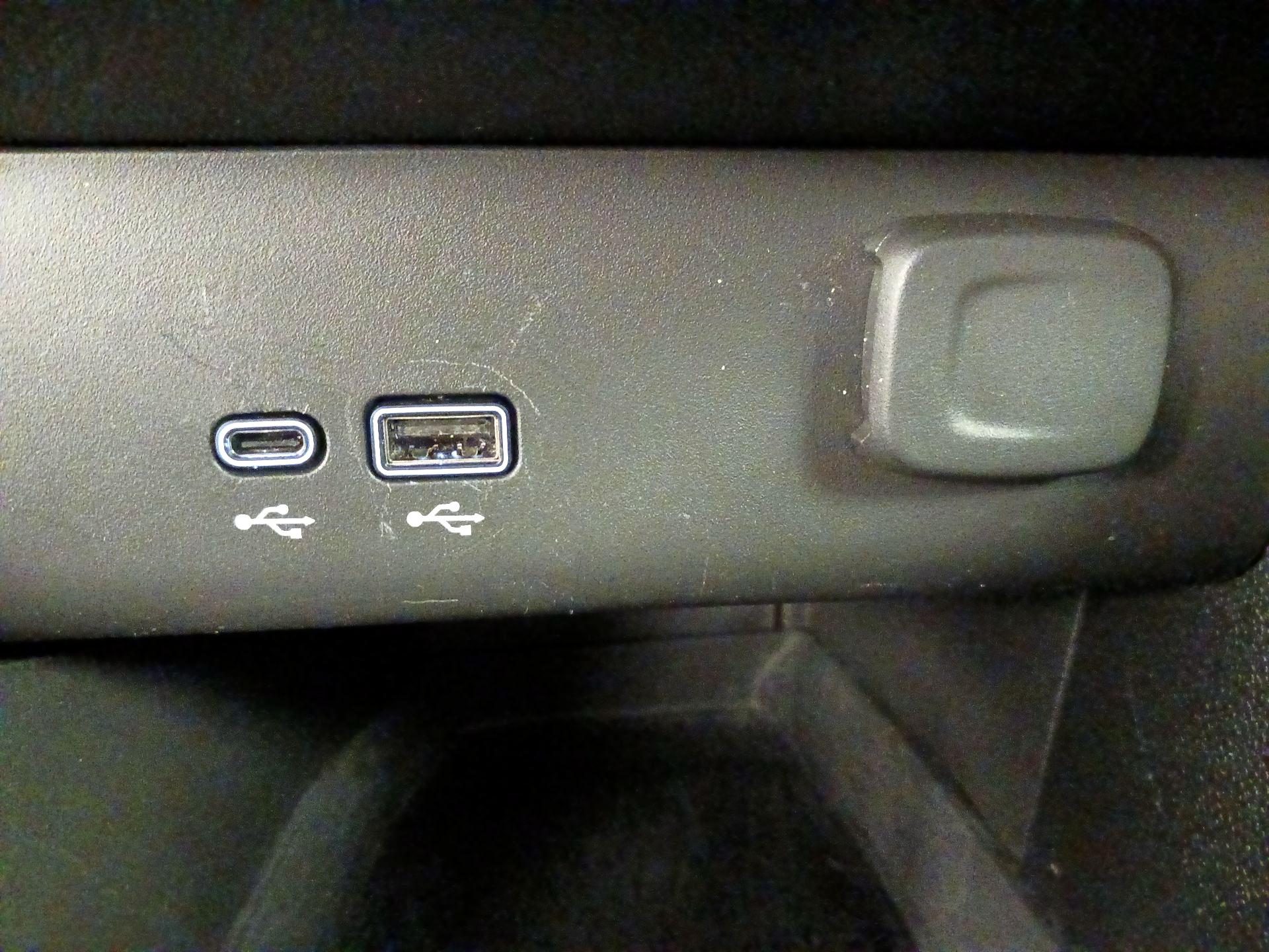 Thumbnail: 2025 Buick Encore GX - 19