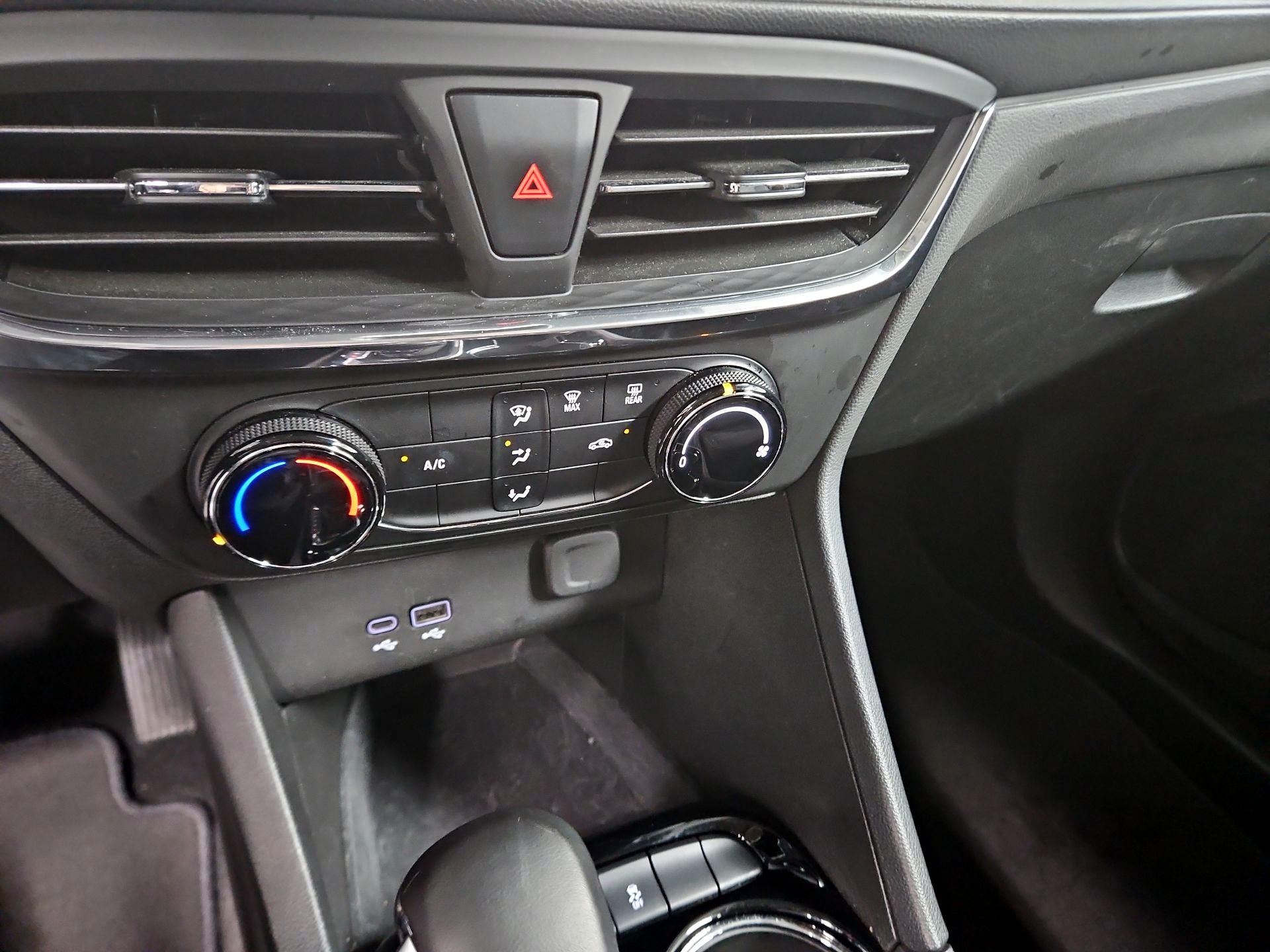 Thumbnail: 2025 Buick Encore GX - 16