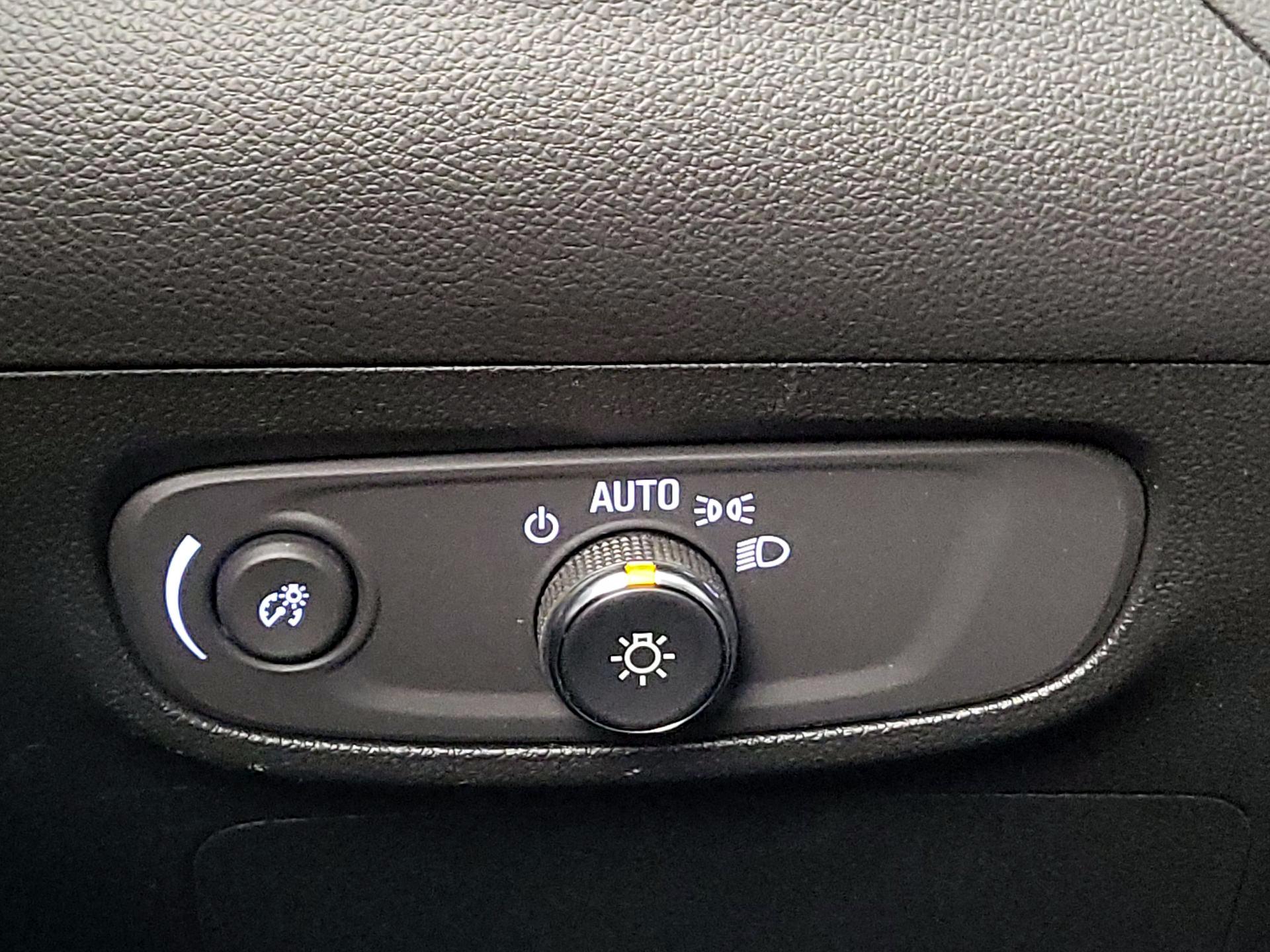 Thumbnail: 2025 Buick Encore GX - 13