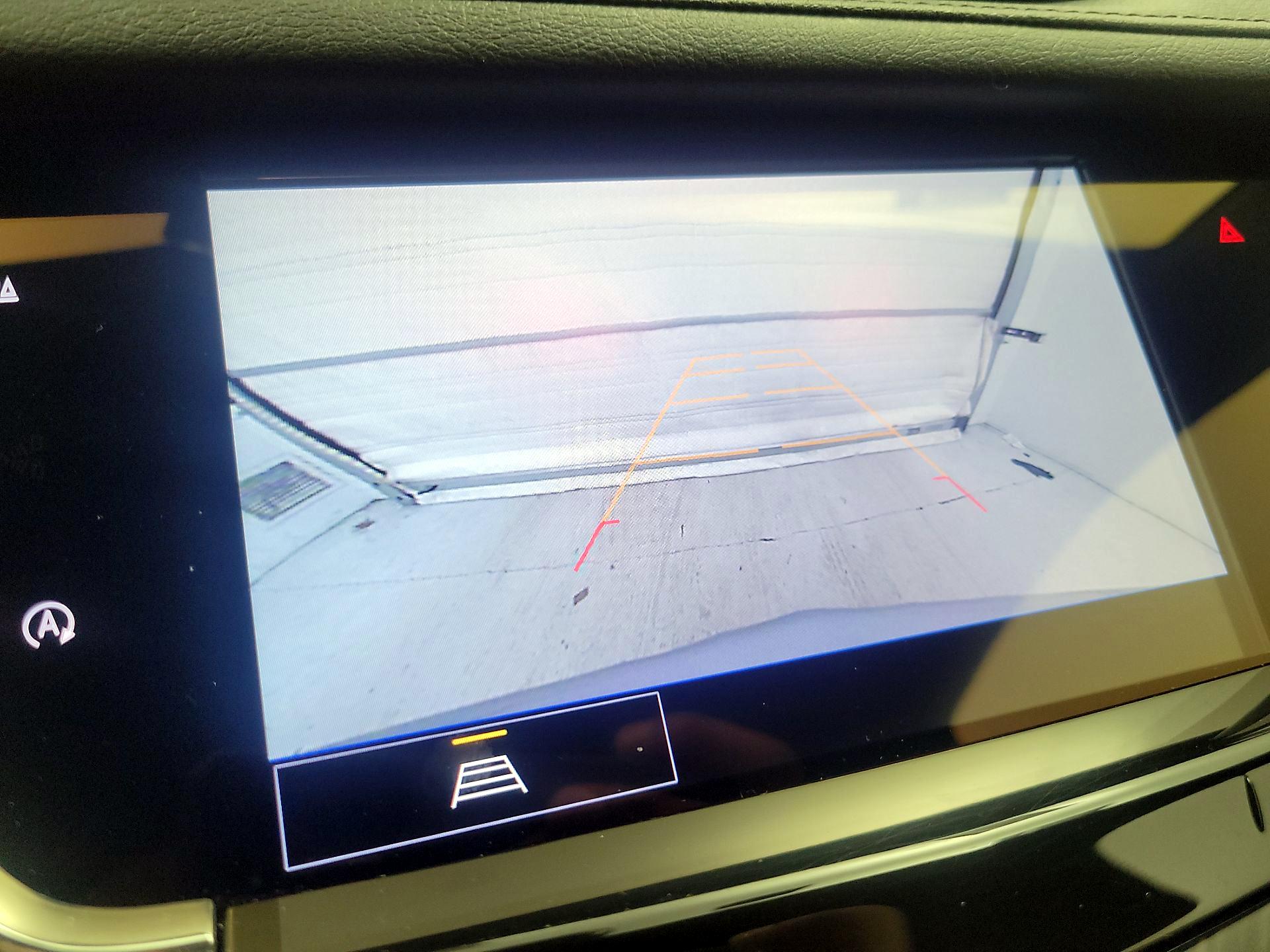 Thumbnail: 2023 Cadillac XT6 - 9