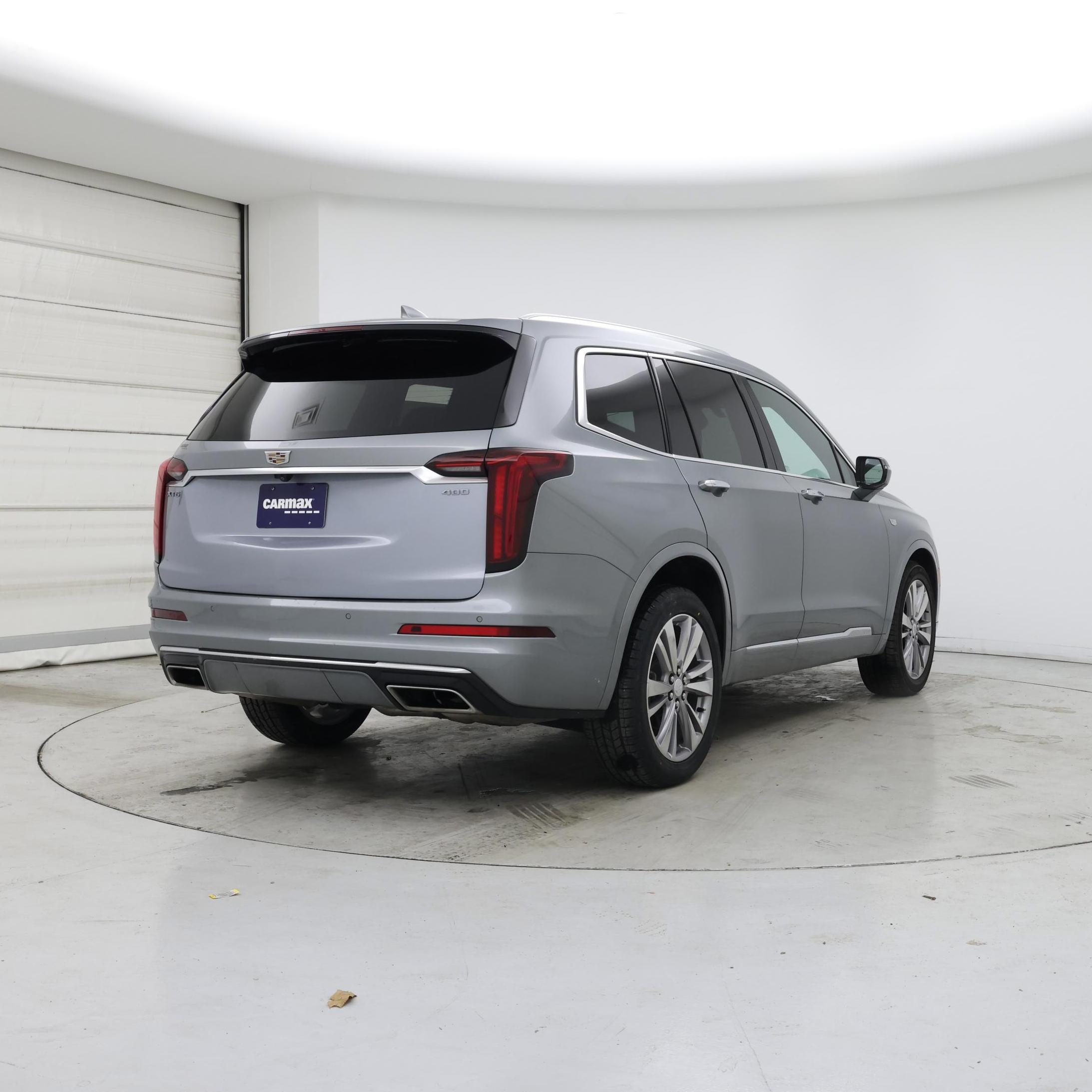 Thumbnail: 2023 Cadillac XT6 - 8
