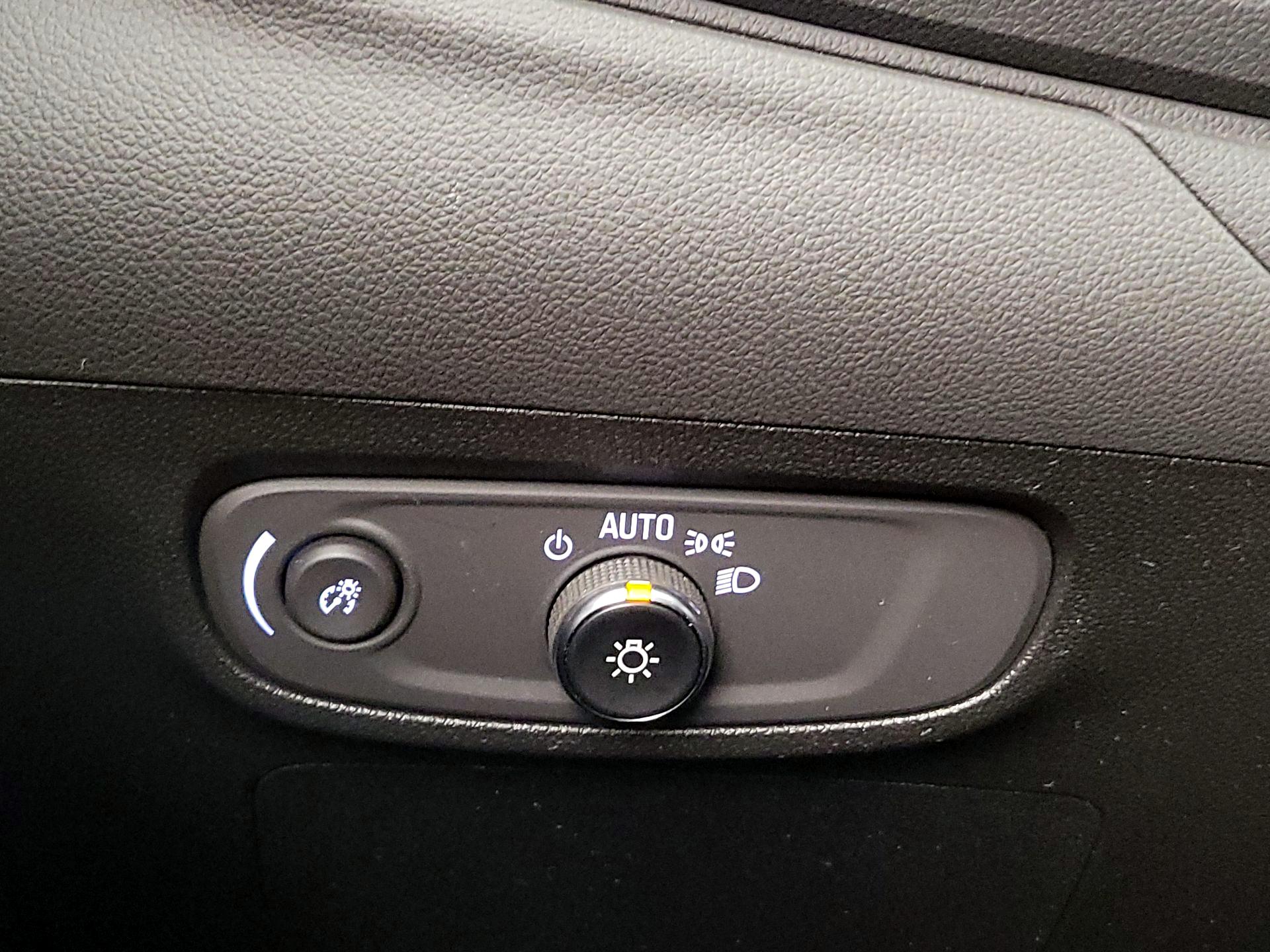 Thumbnail: 2025 Buick Encore GX - 13